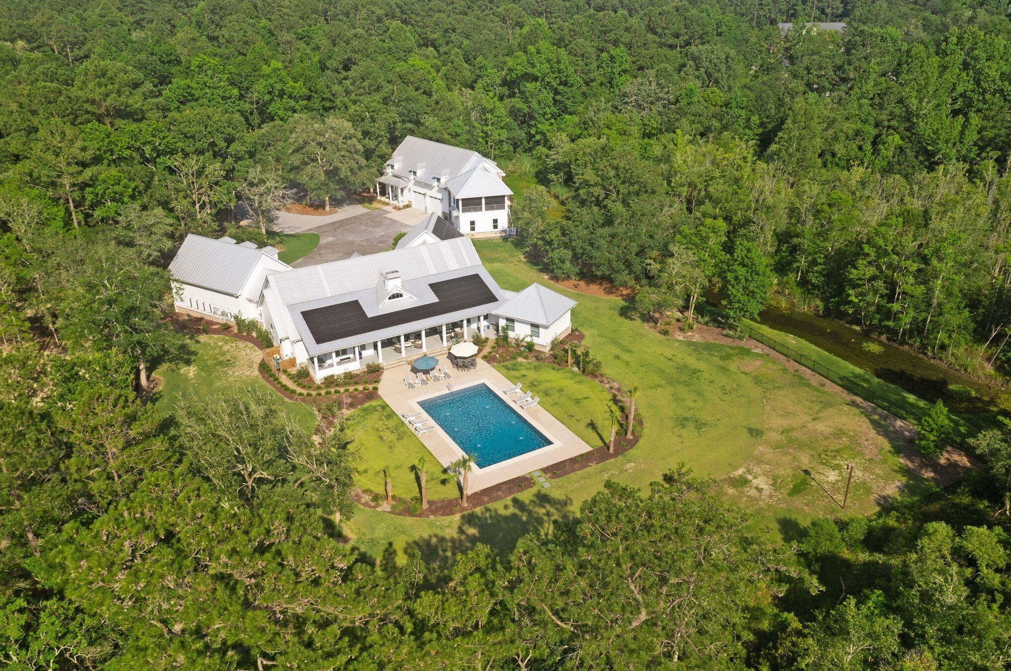 3001 Bushy Park Rd, Moncks Corner SC  29461-6480 exterior