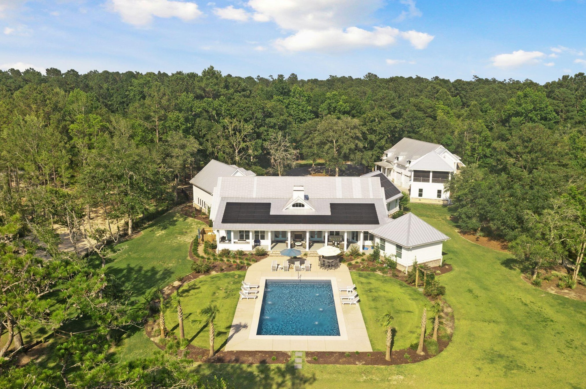 3001 Bushy Park Rd, Moncks Corner SC  29461-6480 exterior