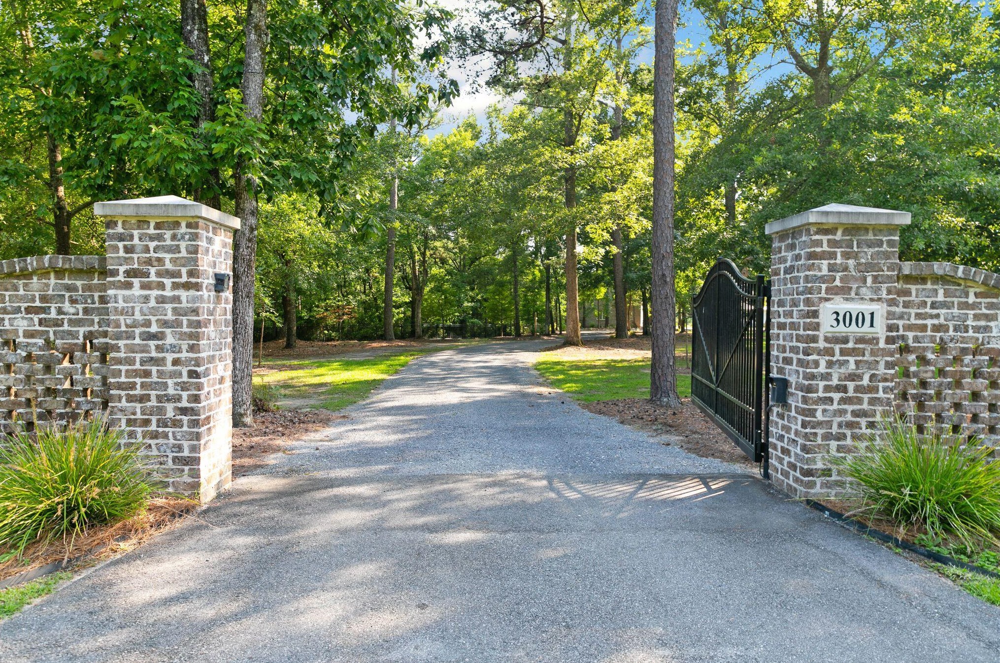 3001 Bushy Park Rd, Moncks Corner SC  29461-6480 exterior