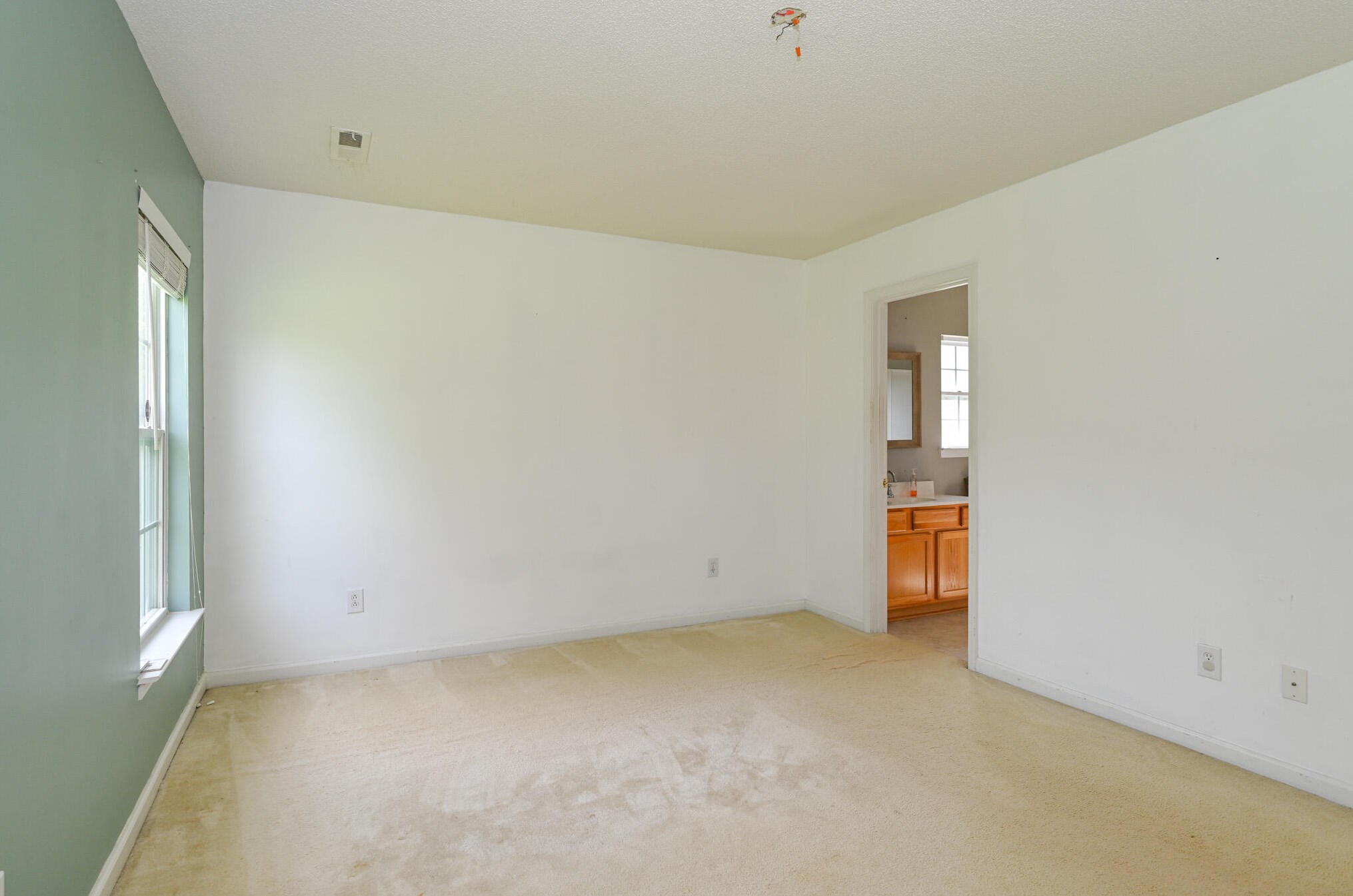 323 Slow Ml Dr, Charleston SC 29445-9641 exterior