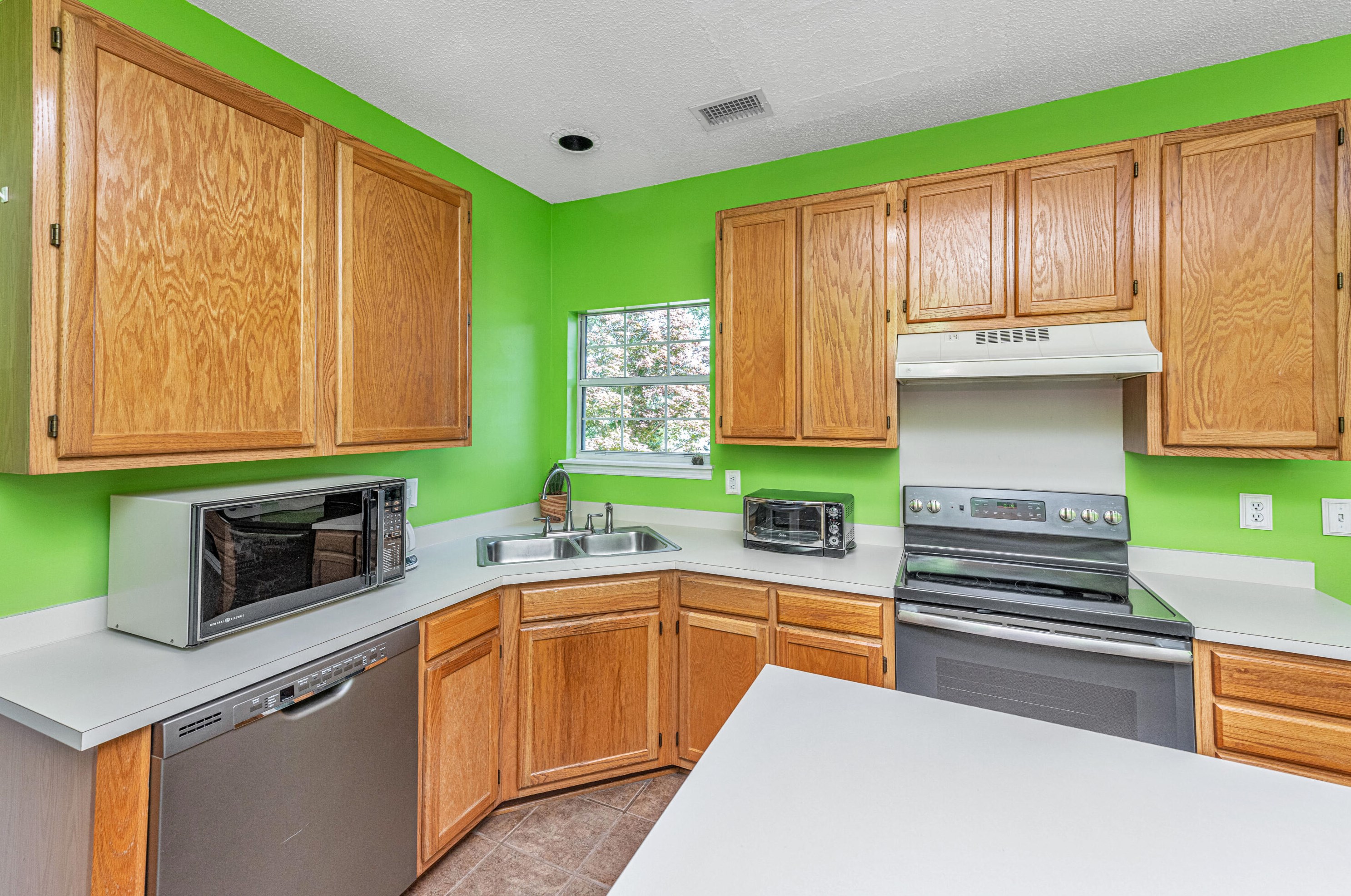 1535 Harborsun Dr, Charleston SC 29412-8273 exterior