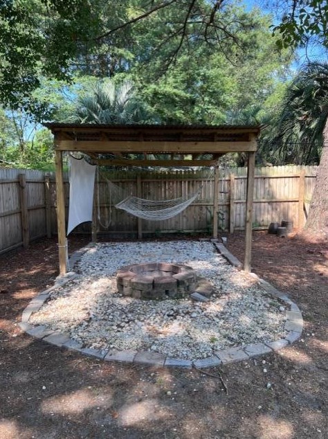 733 Longfellow Rd, Charleston SC 29407-7061 exterior