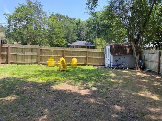 733 Longfellow Rd, Charleston SC 29407-7061 exterior