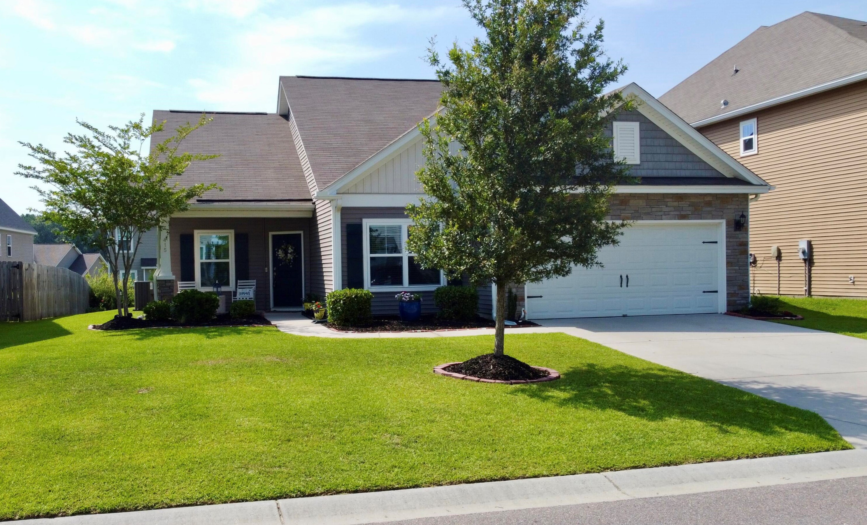 415 Allamby Ridge Rd, Moncks Corner SC  29461-8827 exterior