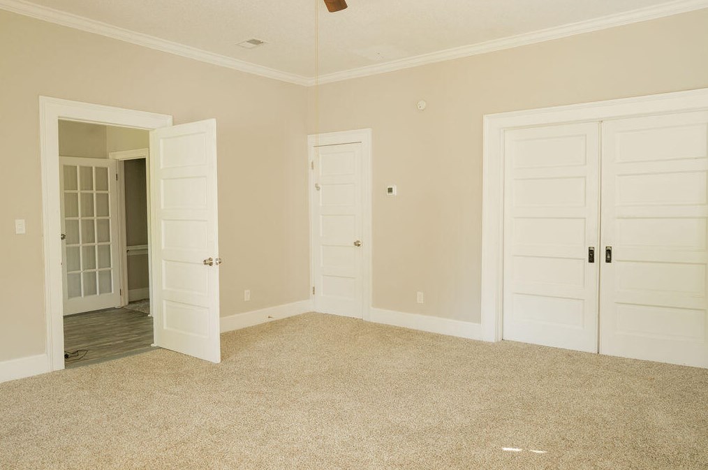 701 Hampton St, Walterboro SC  29488-4125 exterior