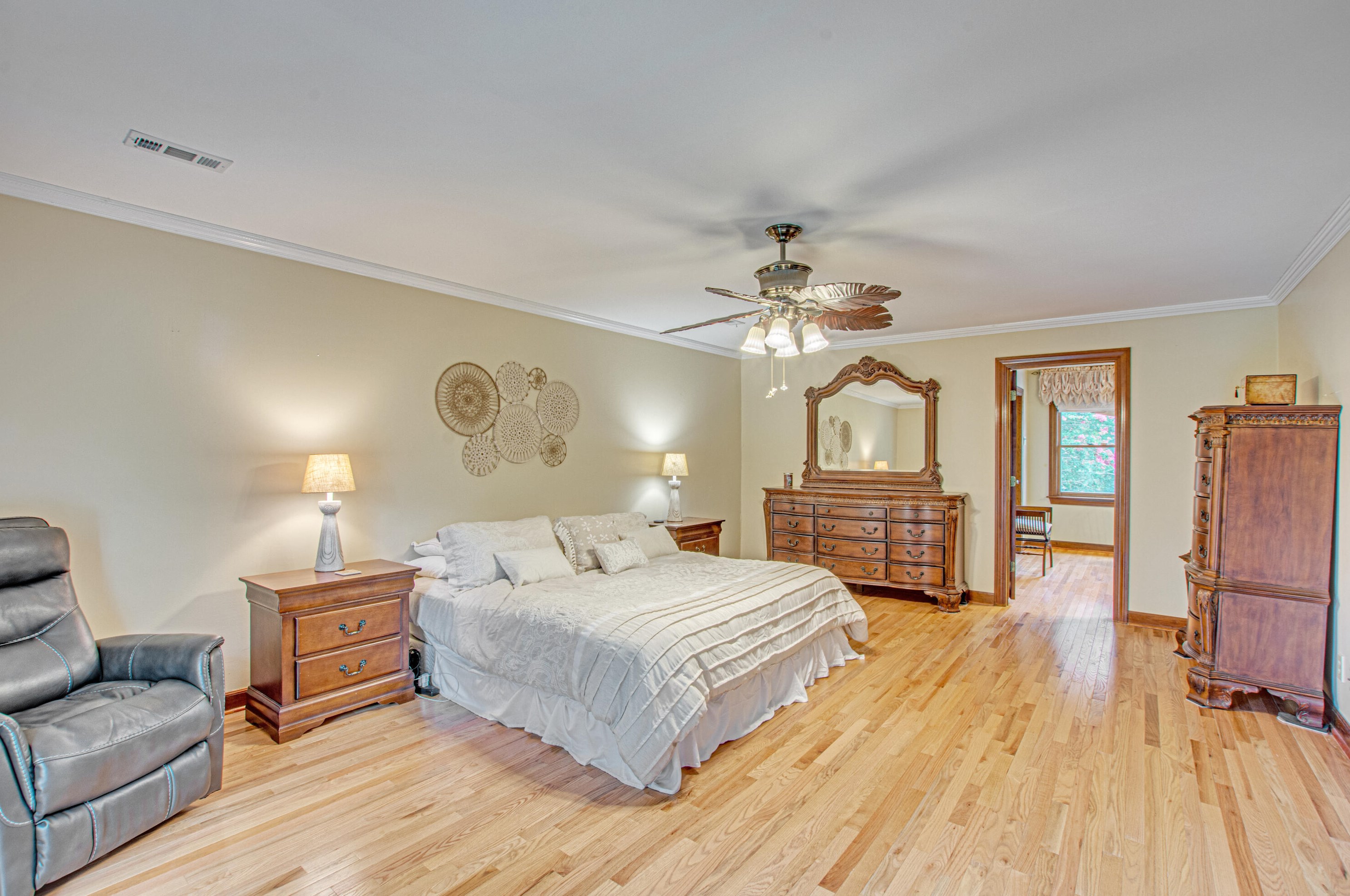 1104 Quenby Ln, Moncks Corner SC  29461-2913 exterior