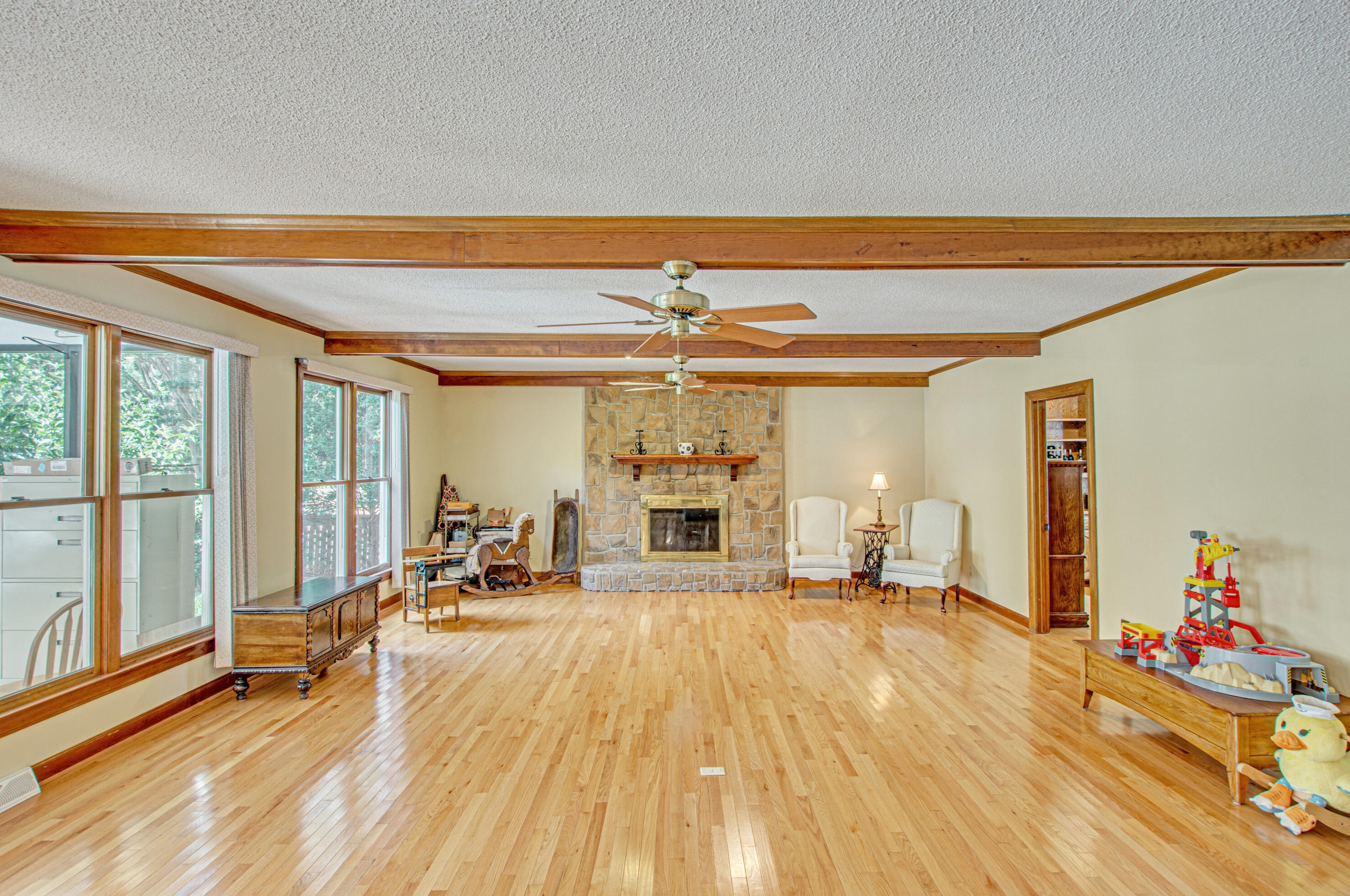 1104 Quenby Ln, Moncks Corner SC  29461-2913 exterior