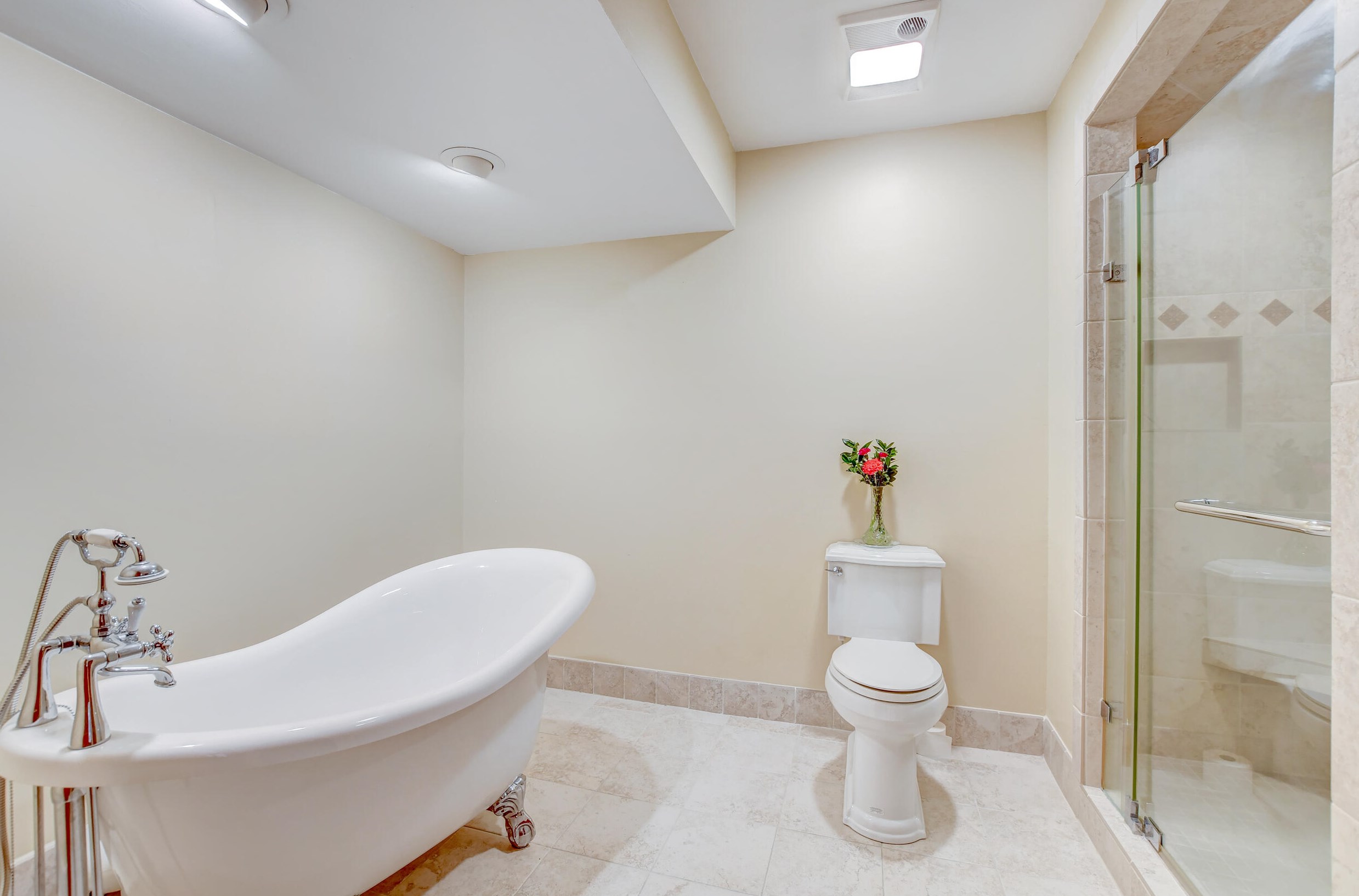 1104 Quenby Ln, Moncks Corner SC  29461-2913 exterior