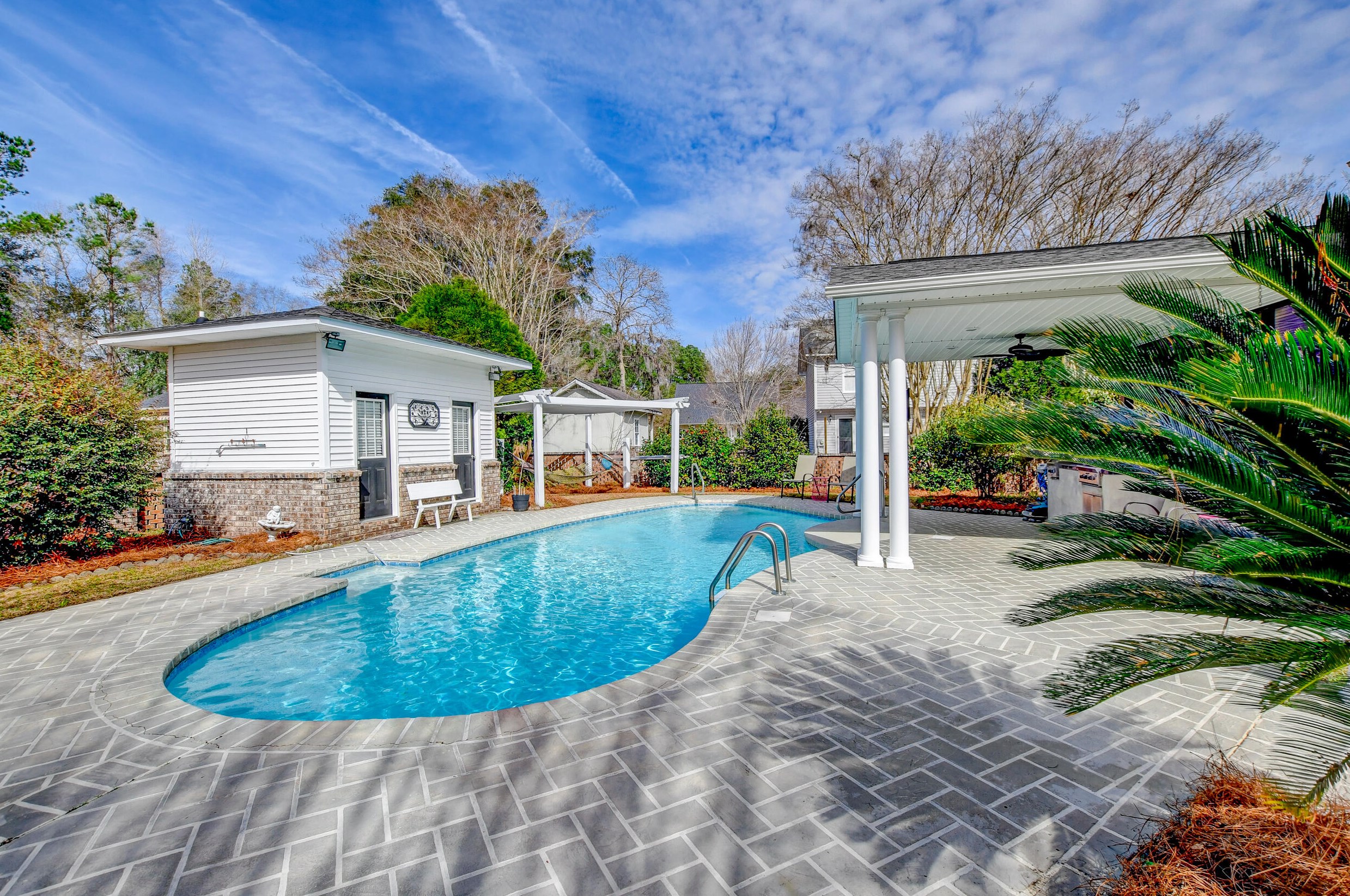 1104 Quenby Ln, Moncks Corner SC  29461-2913 exterior