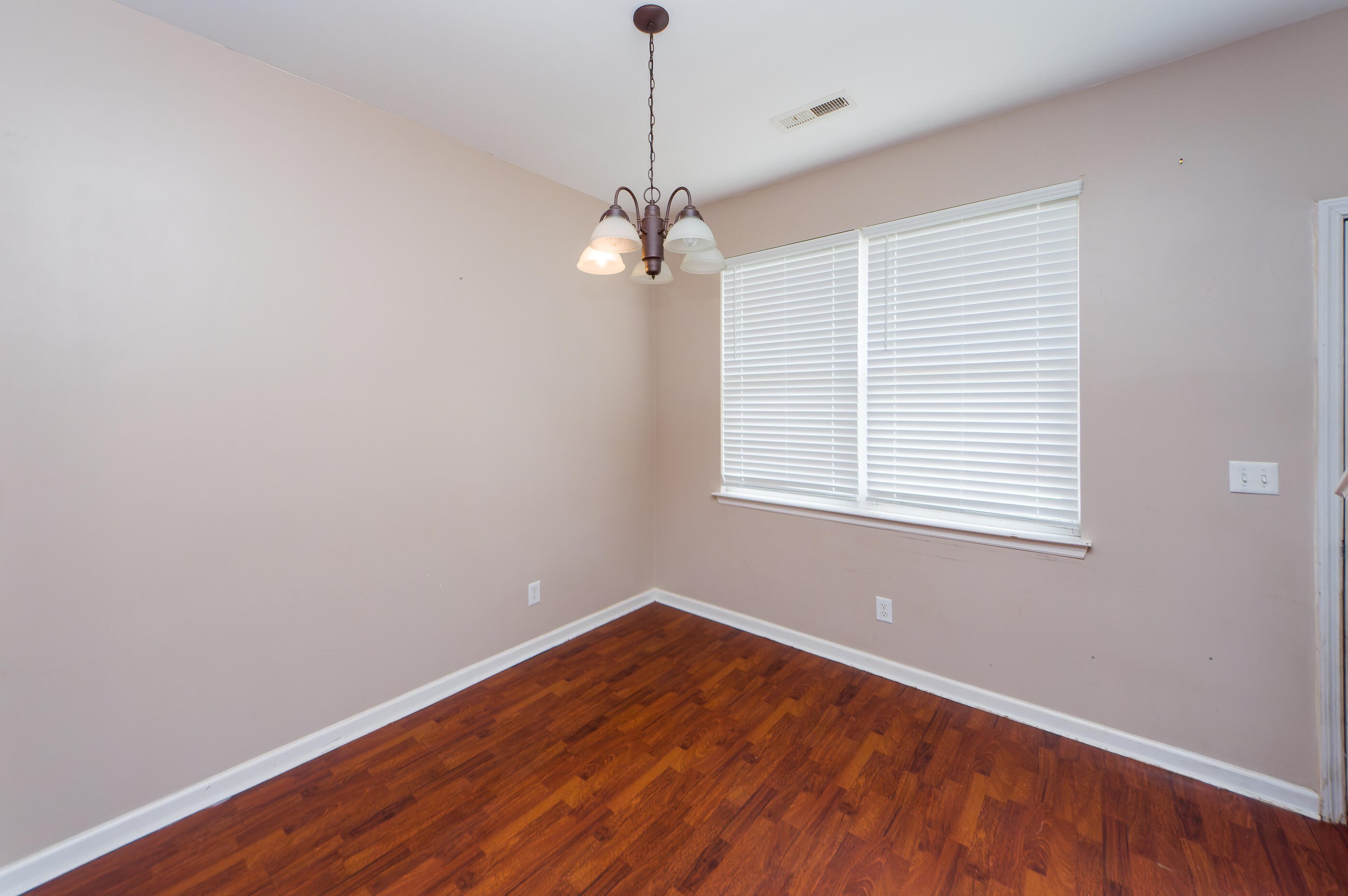 221 Killarney Trl, Moncks Corner SC  29461-8836 exterior