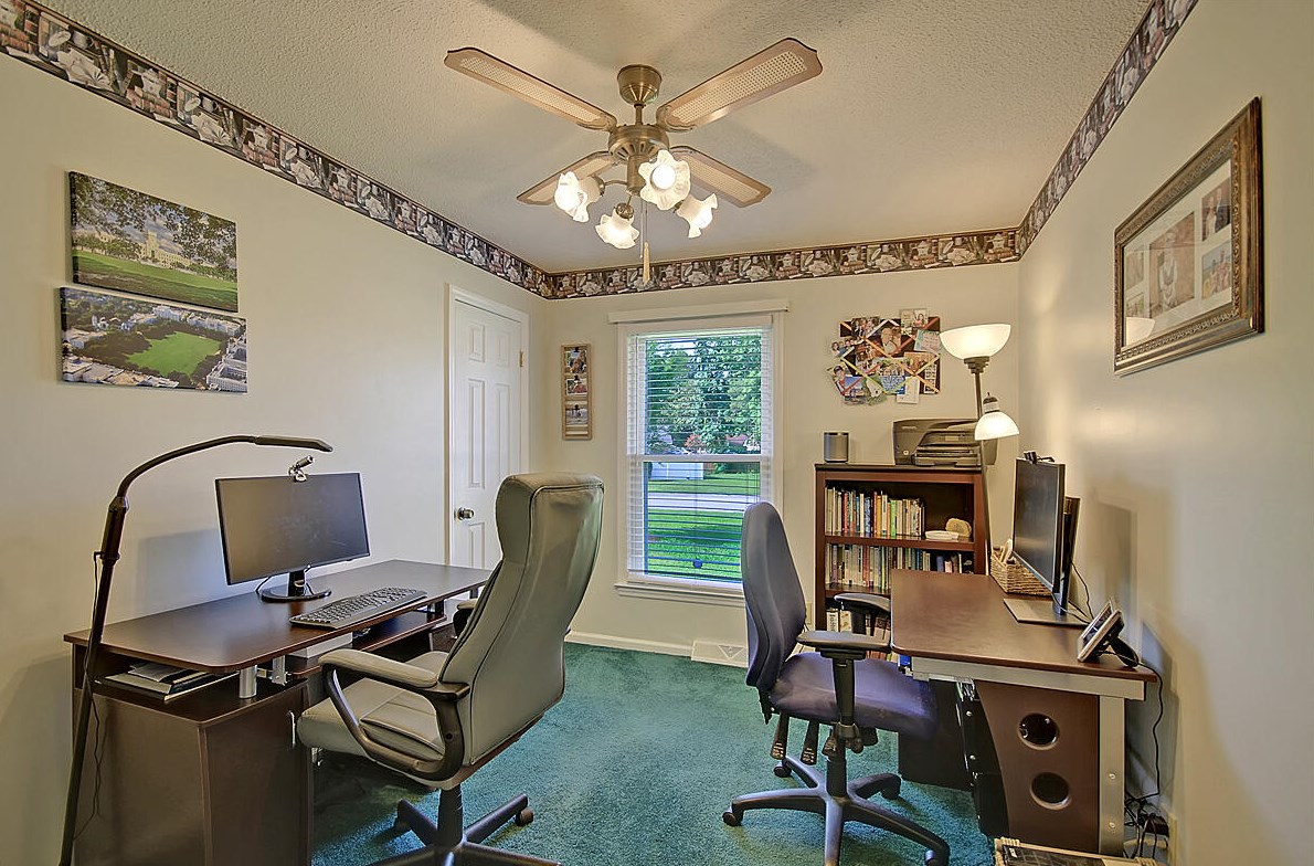 102 Ellen Ct, Summerville SC  29483-3601 exterior