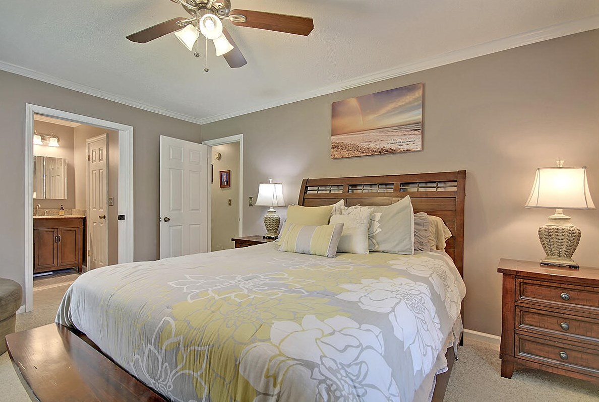 102 Ellen Ct, Summerville SC  29483-3601 exterior