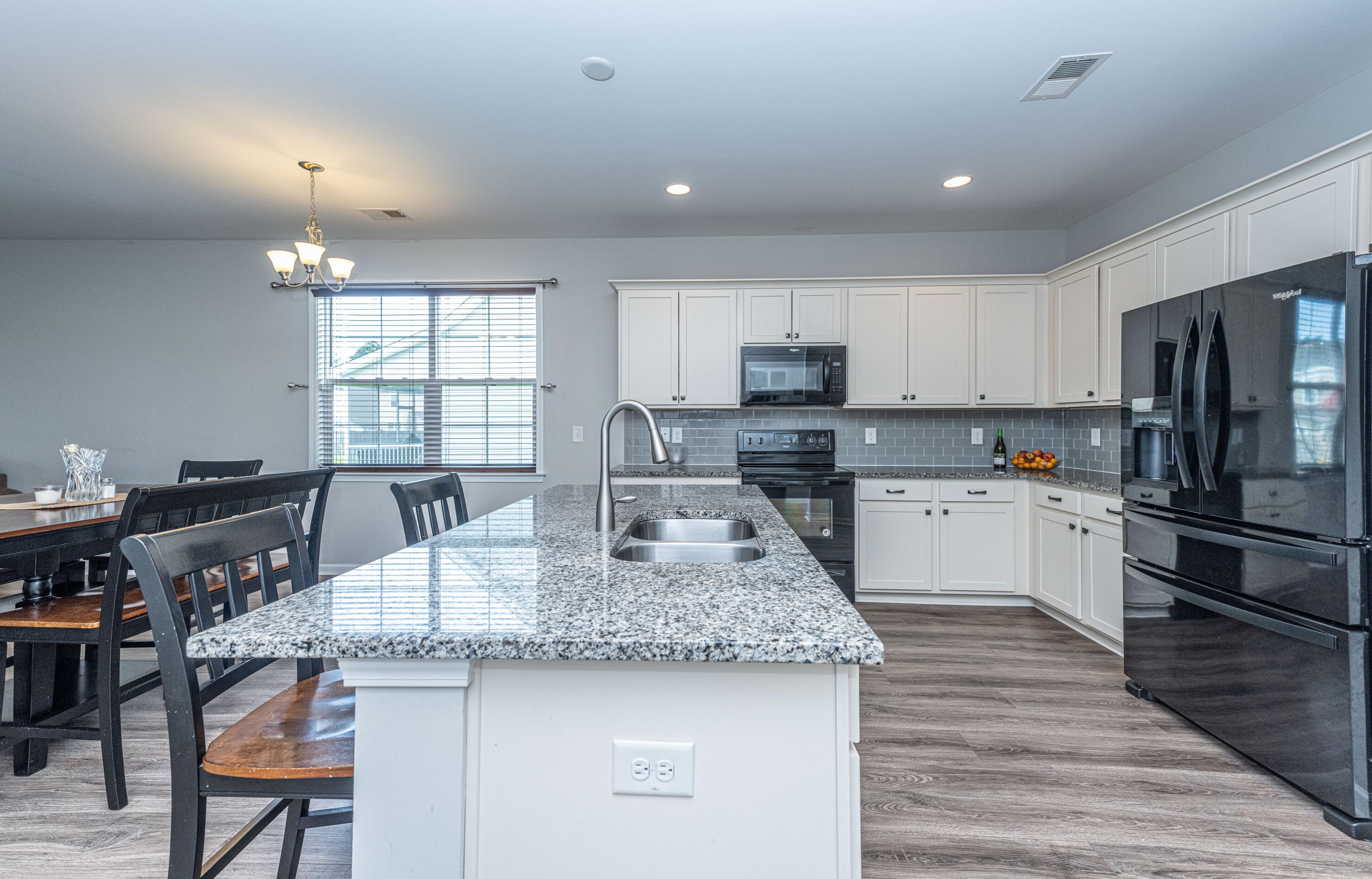 252 Topsaw Ln, Moncks Corner SC  29461-8890 exterior