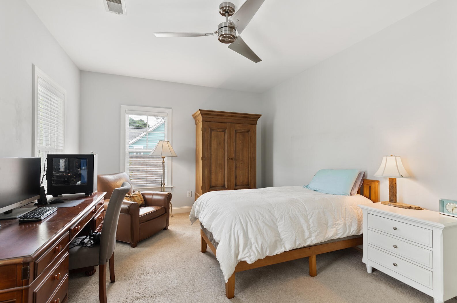 1641 Ware Btm Ln, Mount Pleasant SC  29464-8700 exterior