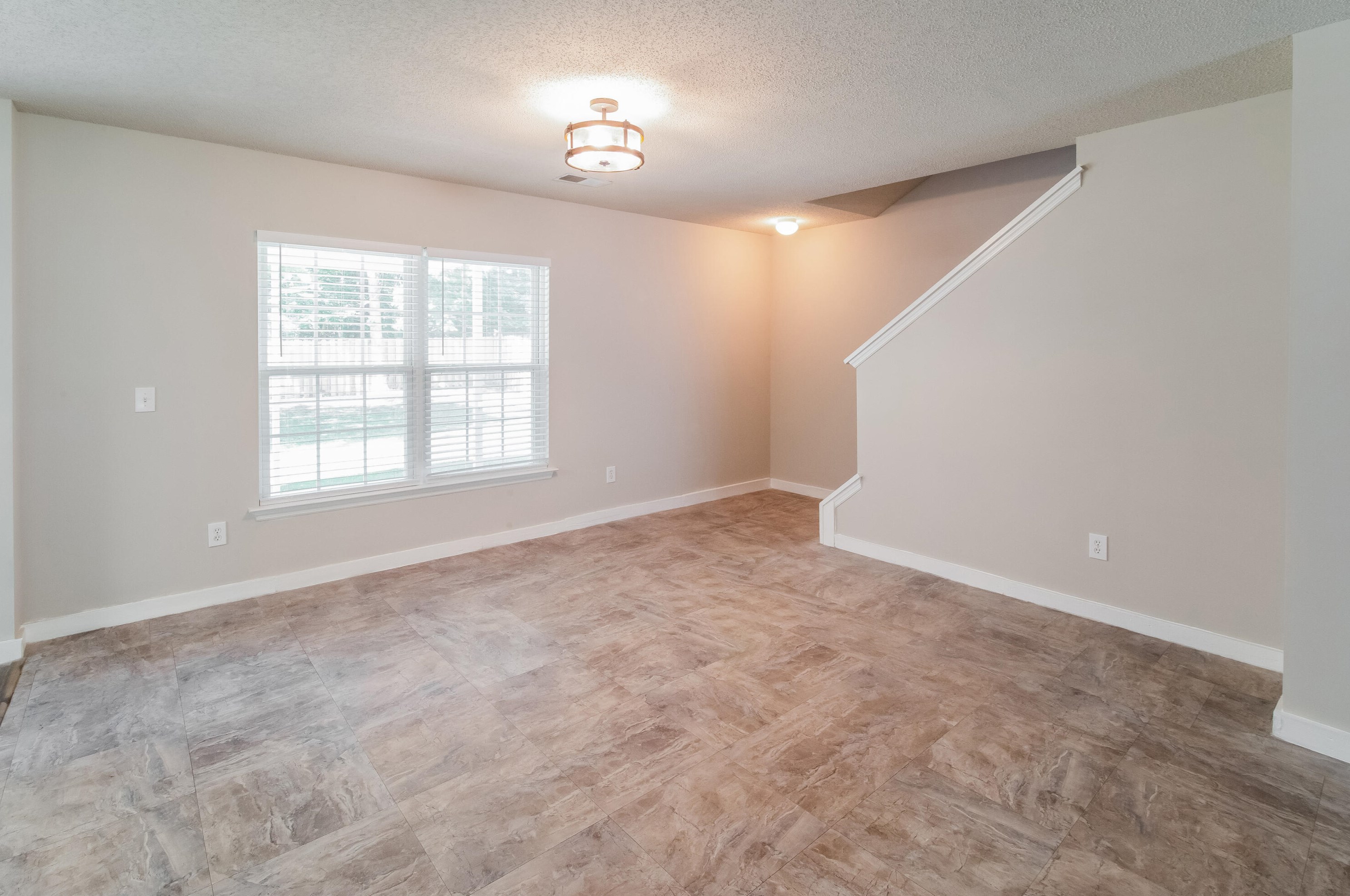 114 Malibu Rd, Summerville SC  29483-8346 exterior