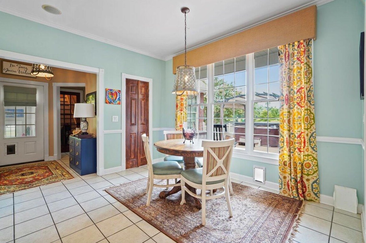 1674 Old Georgetown Road N, Scranton, SC 29591
