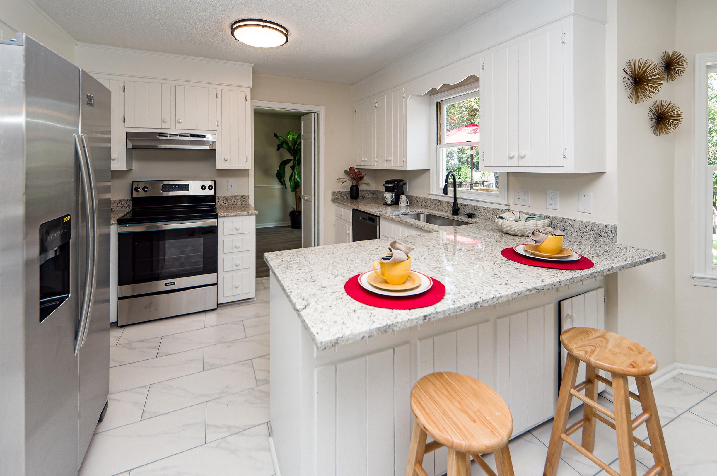 412 Eastover Cir, Summerville SC  29483-5239 exterior