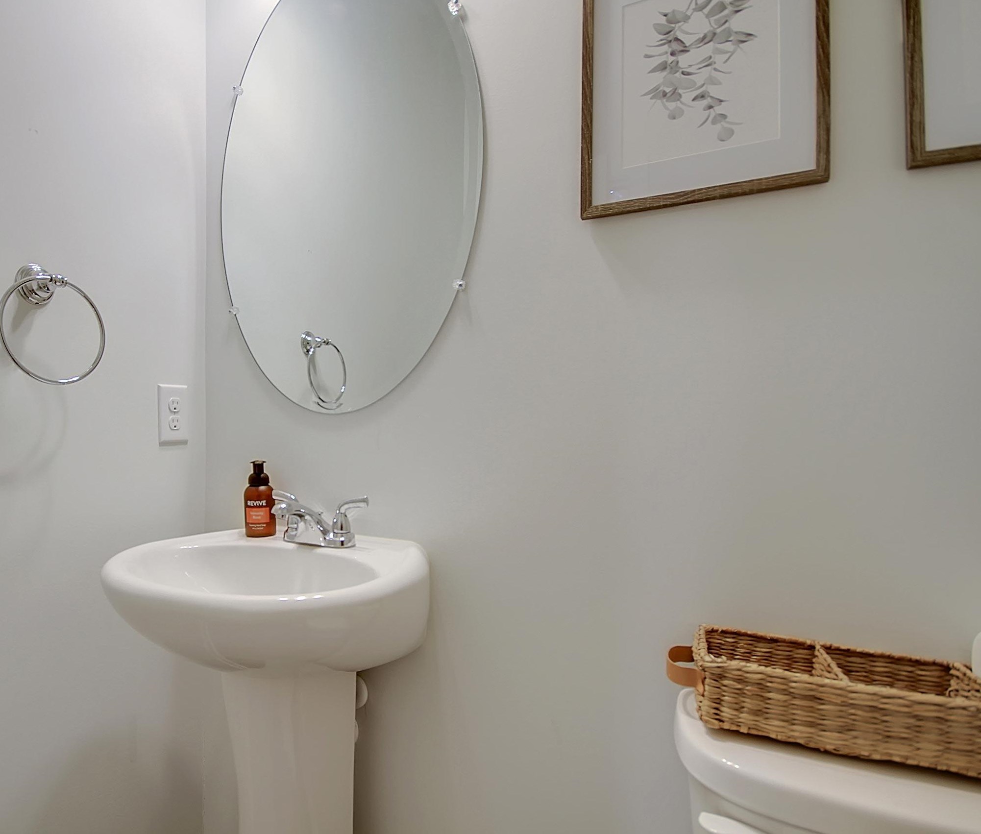 160 Hyrne Dr, Charleston SC 29445-7331 exterior