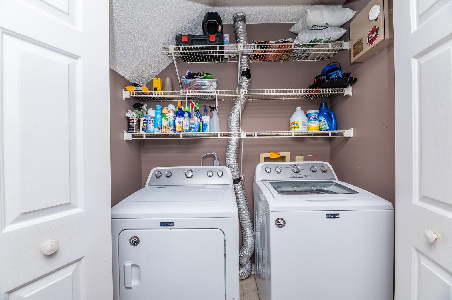 206 Hastings Dr, Charleston SC 29445-6619 exterior