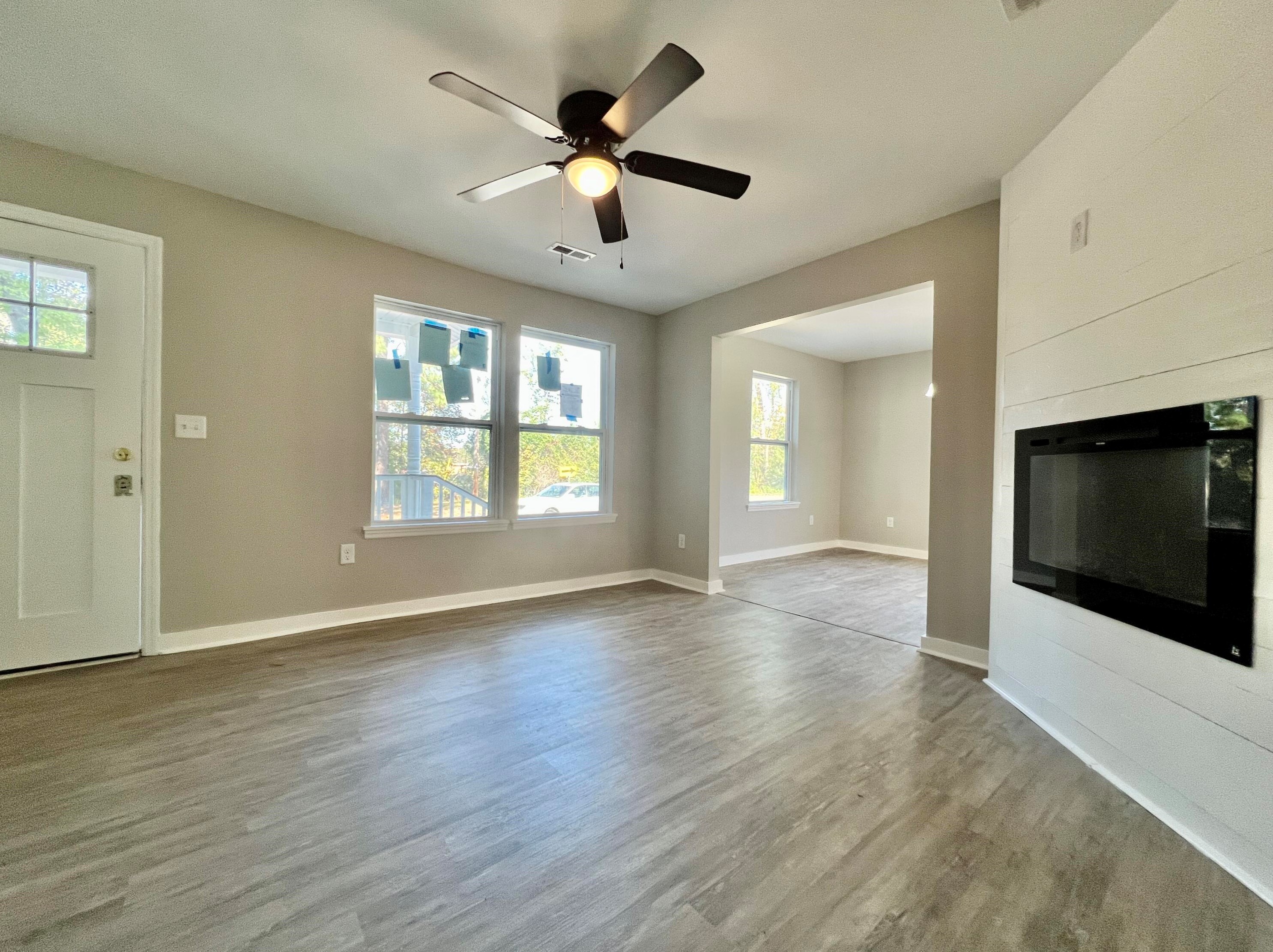180 End Dr, Moncks Corner SC  29461-4408 exterior