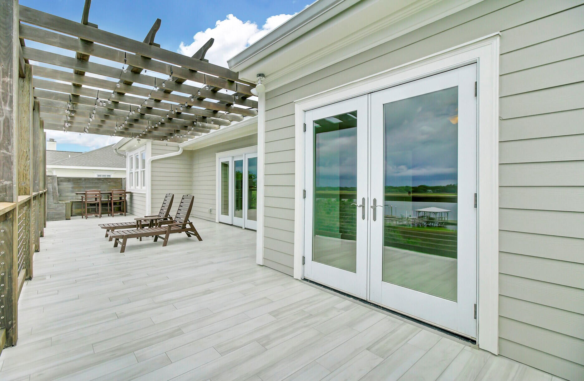 4365 Stoney Poynt Ct, Charleston SC  29405-6880 exterior