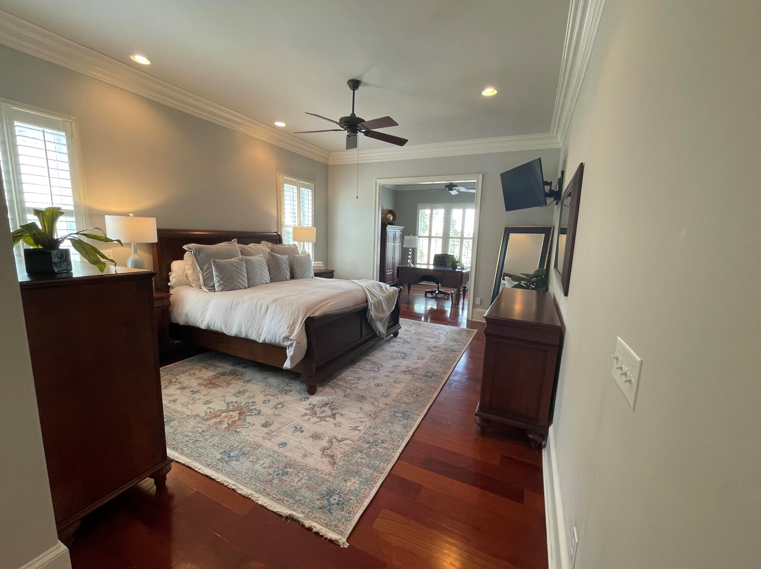 1531 Creek Side Way, Charleston SC  29492-8267 exterior