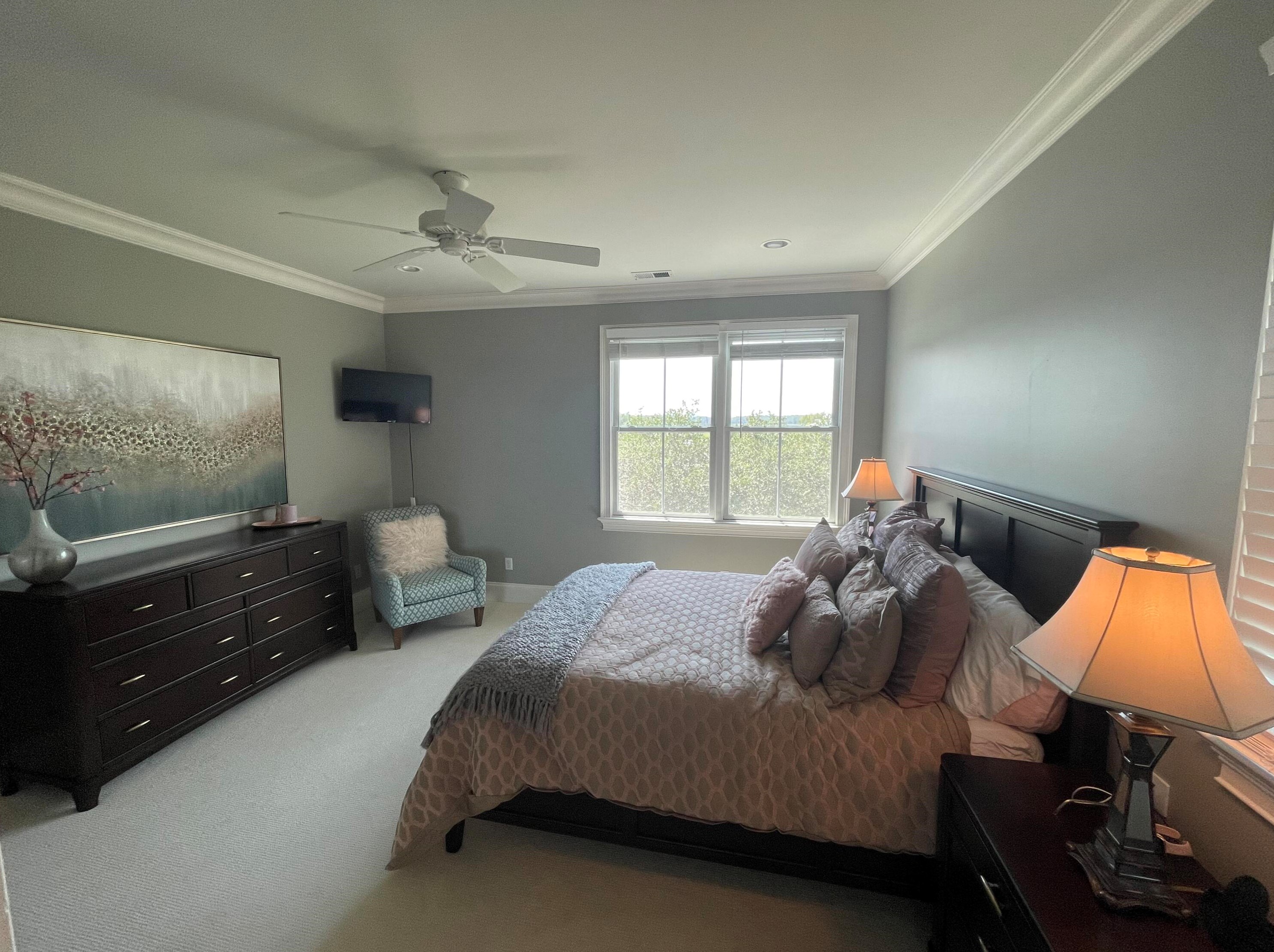 1531 Creek Side Way, Charleston SC  29492-8267 exterior