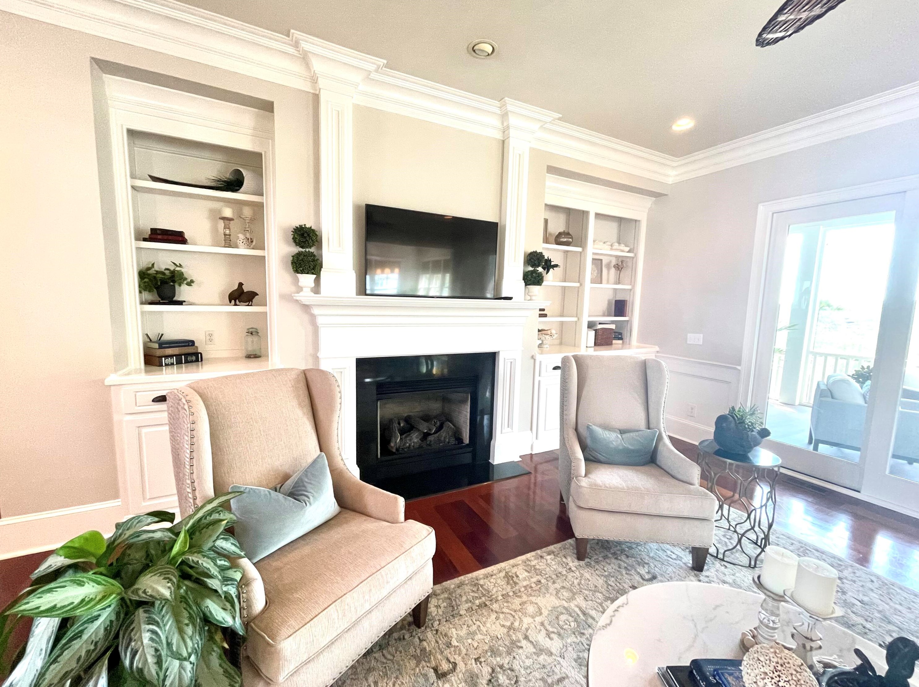 1531 Creek Side Way, Charleston SC  29492-8267 exterior