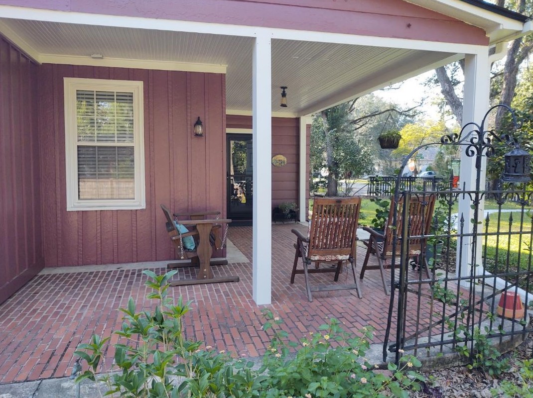 200 Warren St, Walterboro SC  29488-4157 exterior