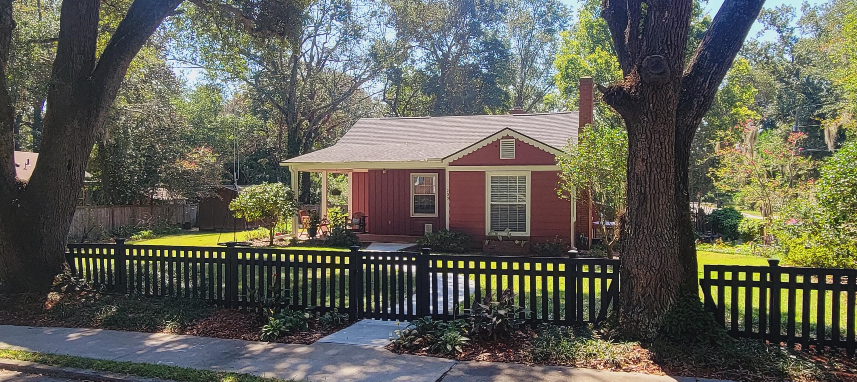 200 Warren St, Walterboro SC  29488-4157 exterior