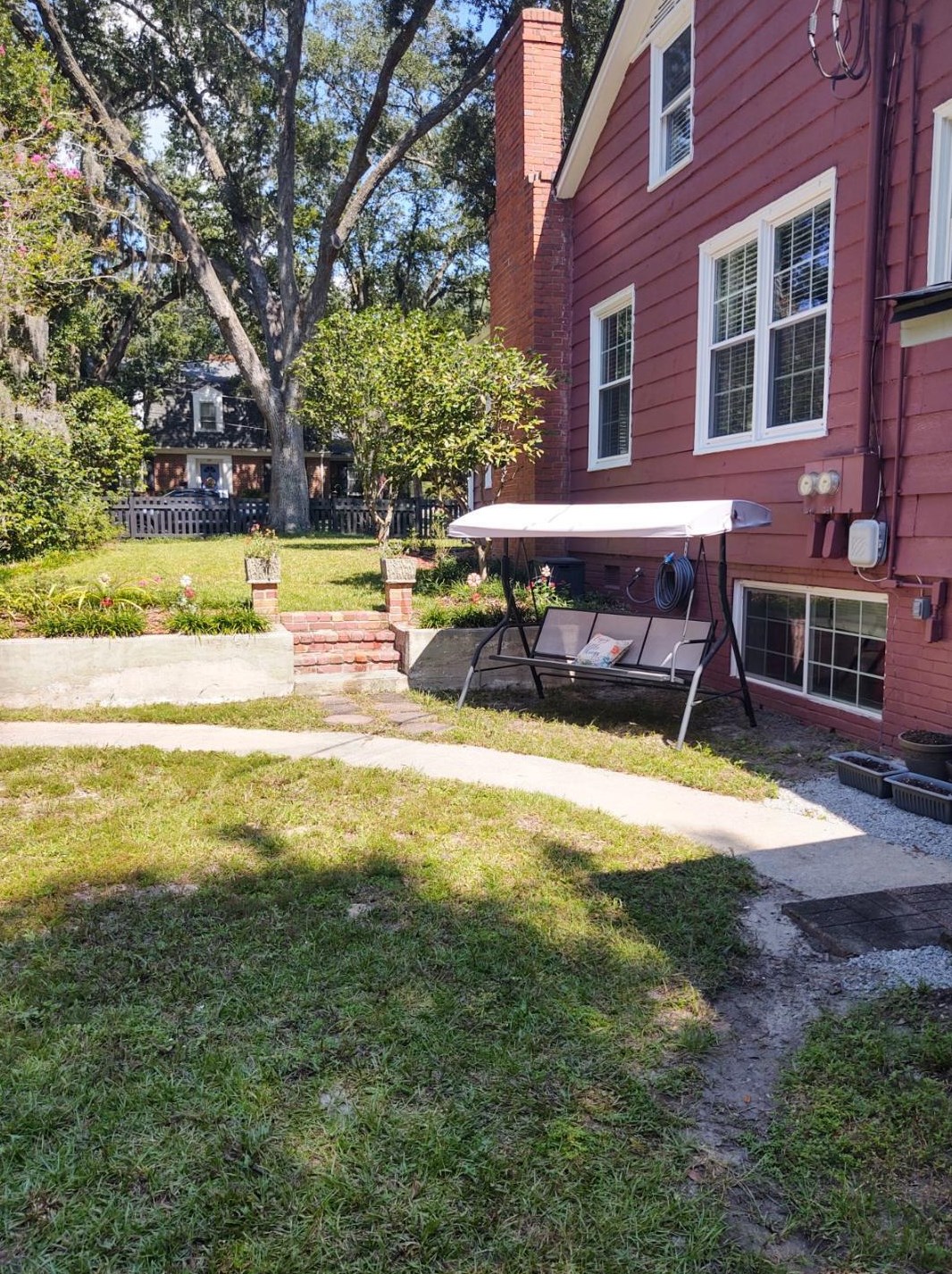 200 Warren St, Walterboro SC  29488-4157 exterior