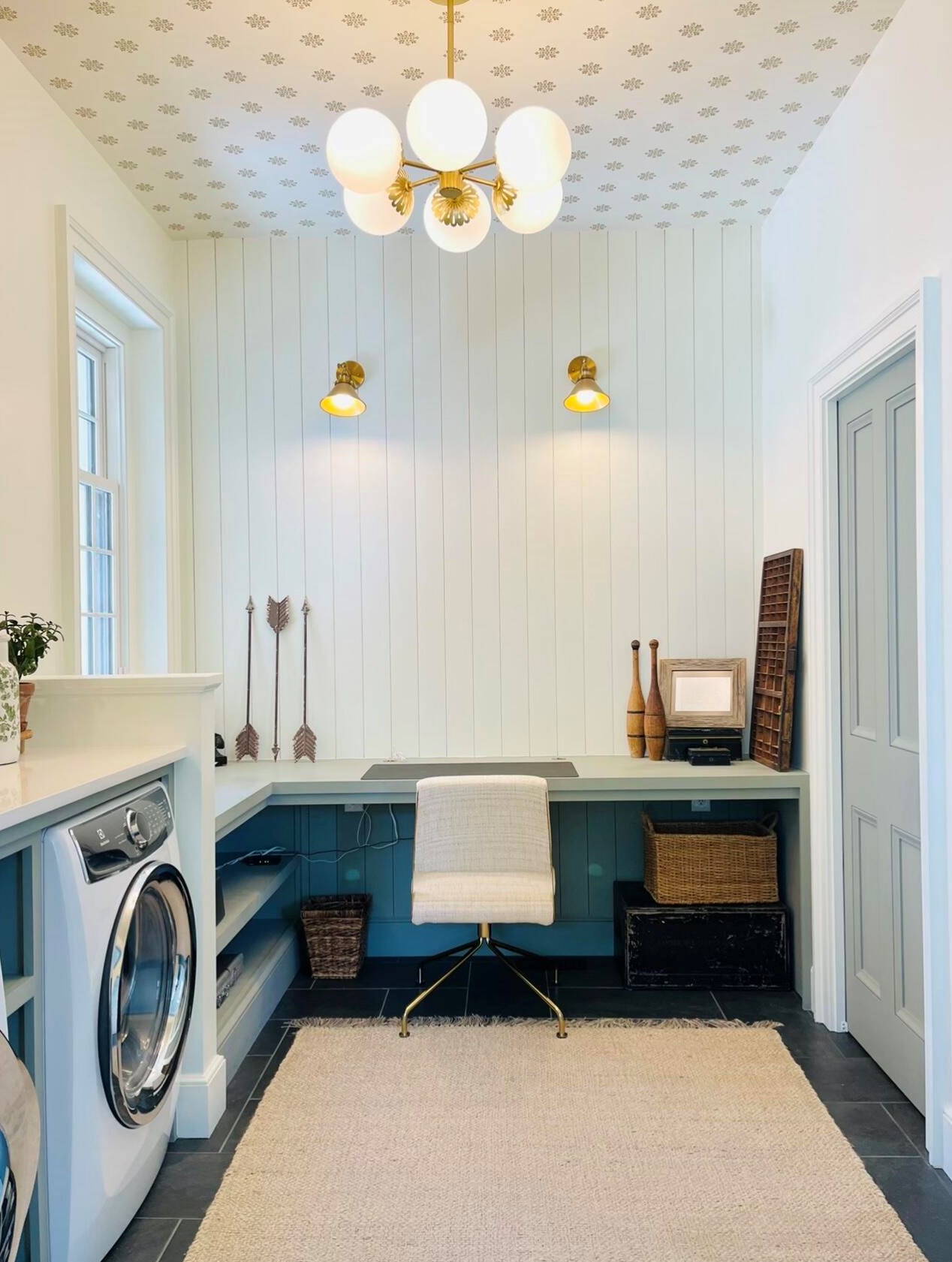 151 Queen St, Charleston SC  29401-1950 exterior