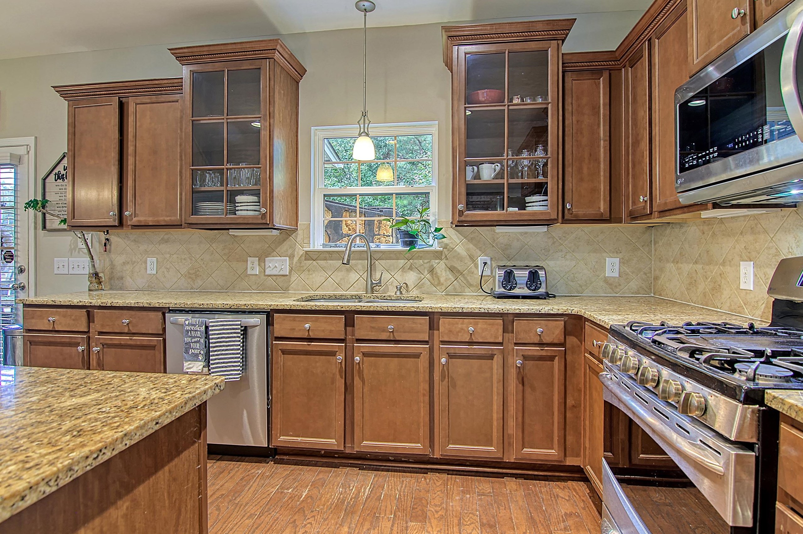 502 Chaff Ln, Moncks Corner SC  29461-8884 exterior