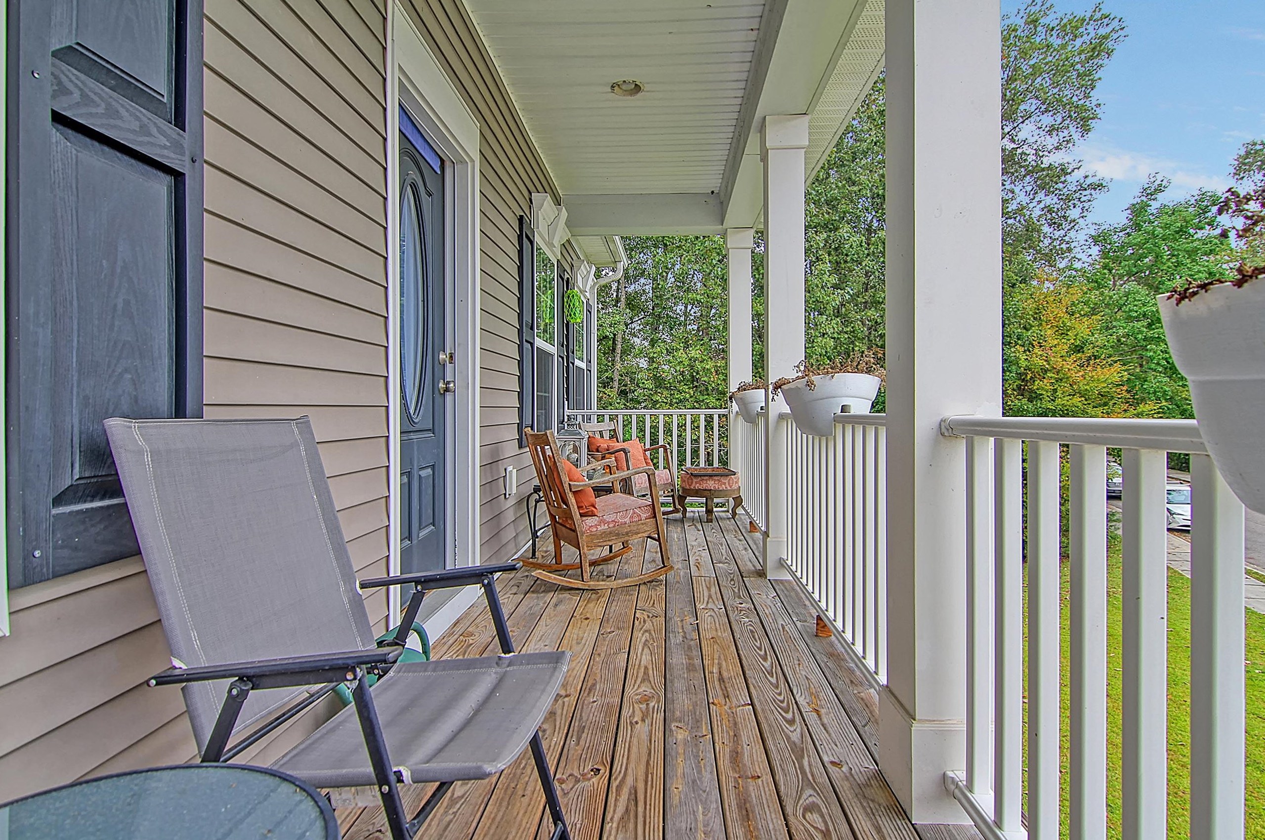 502 Chaff Ln, Moncks Corner SC  29461-8884 exterior