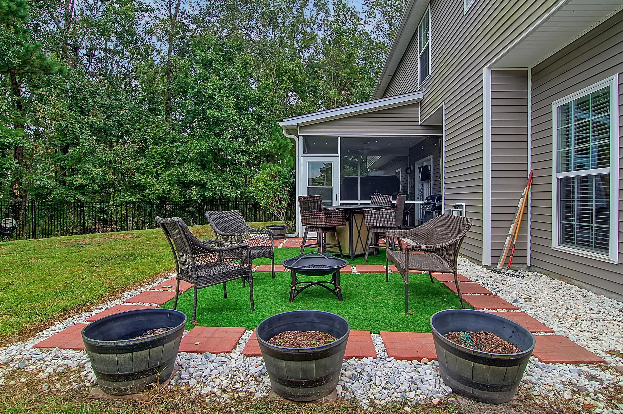 502 Chaff Ln, Moncks Corner SC  29461-8884 exterior