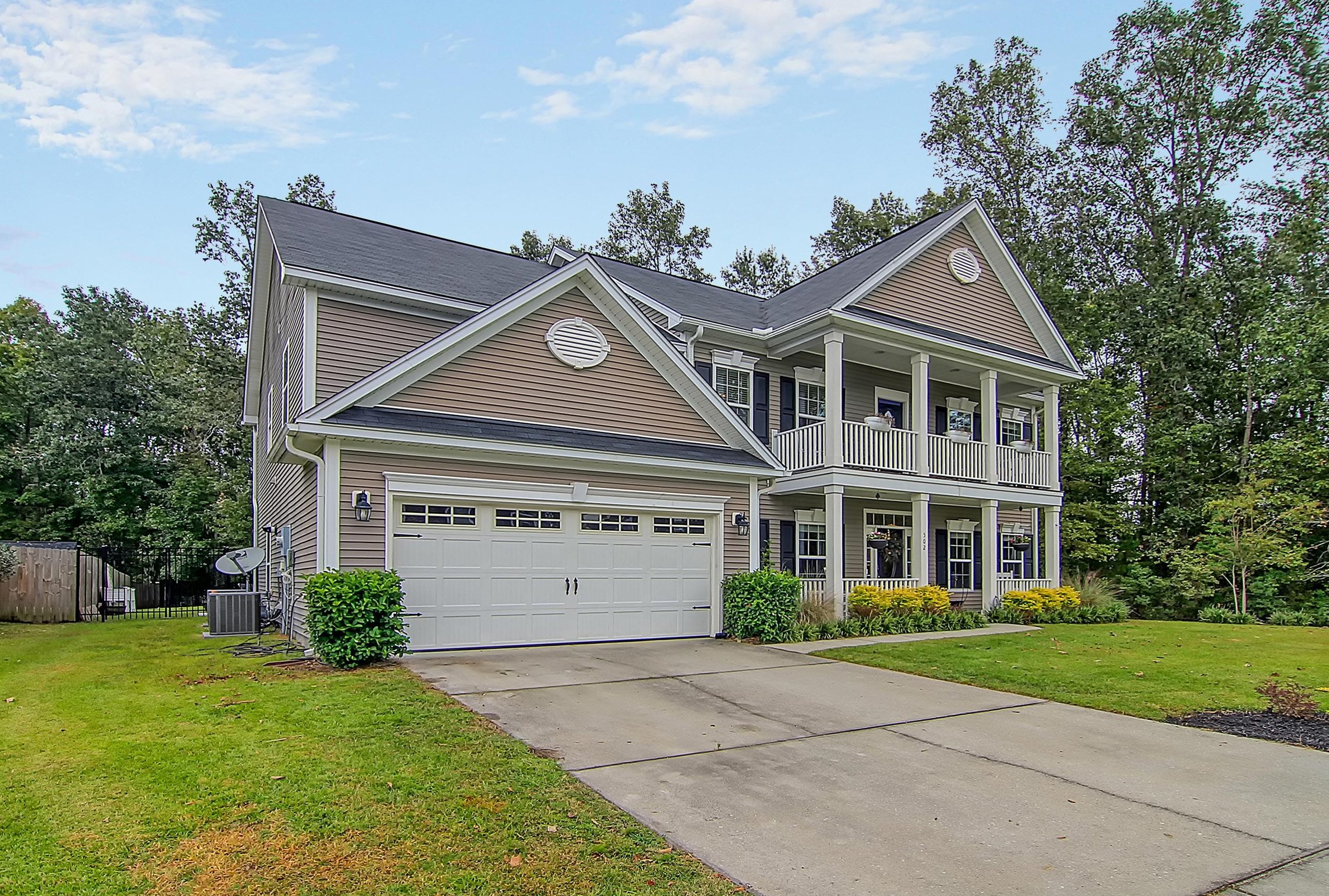 502 Chaff Ln, Moncks Corner SC  29461-8884 exterior