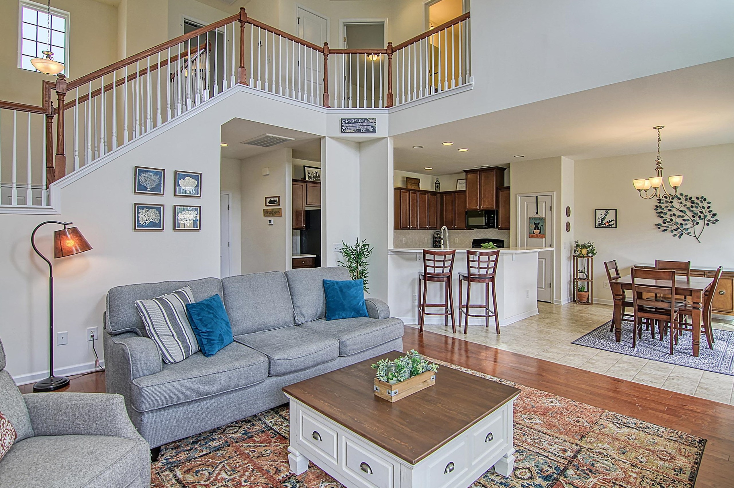 460 Whispering Breeze Ln, Summerville SC  29486 exterior