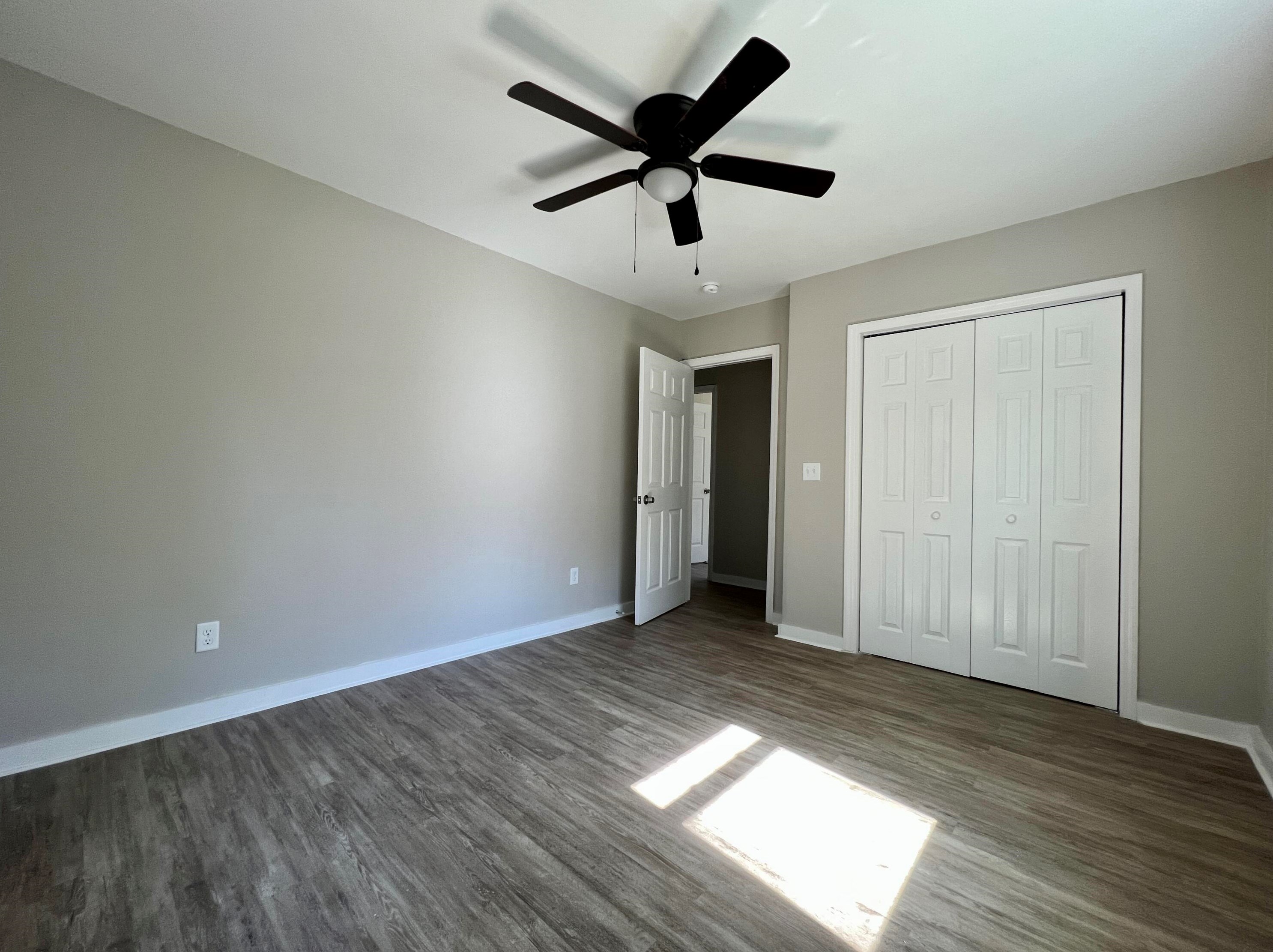 306 Cotie Ln, Moncks Corner SC  29461-7393 exterior