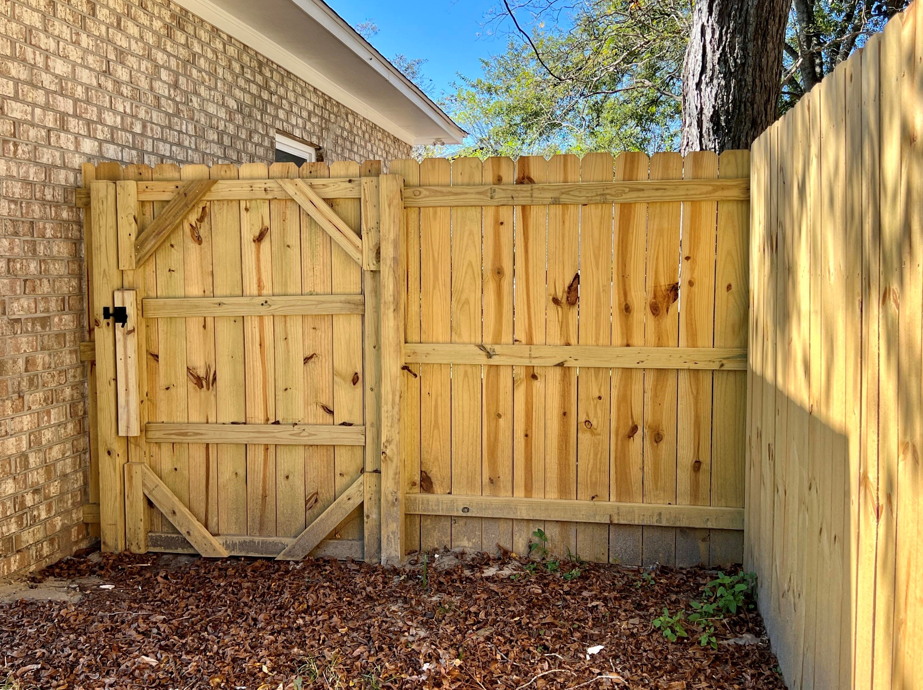 306 Cotie Ln, Moncks Corner SC  29461-7393 exterior