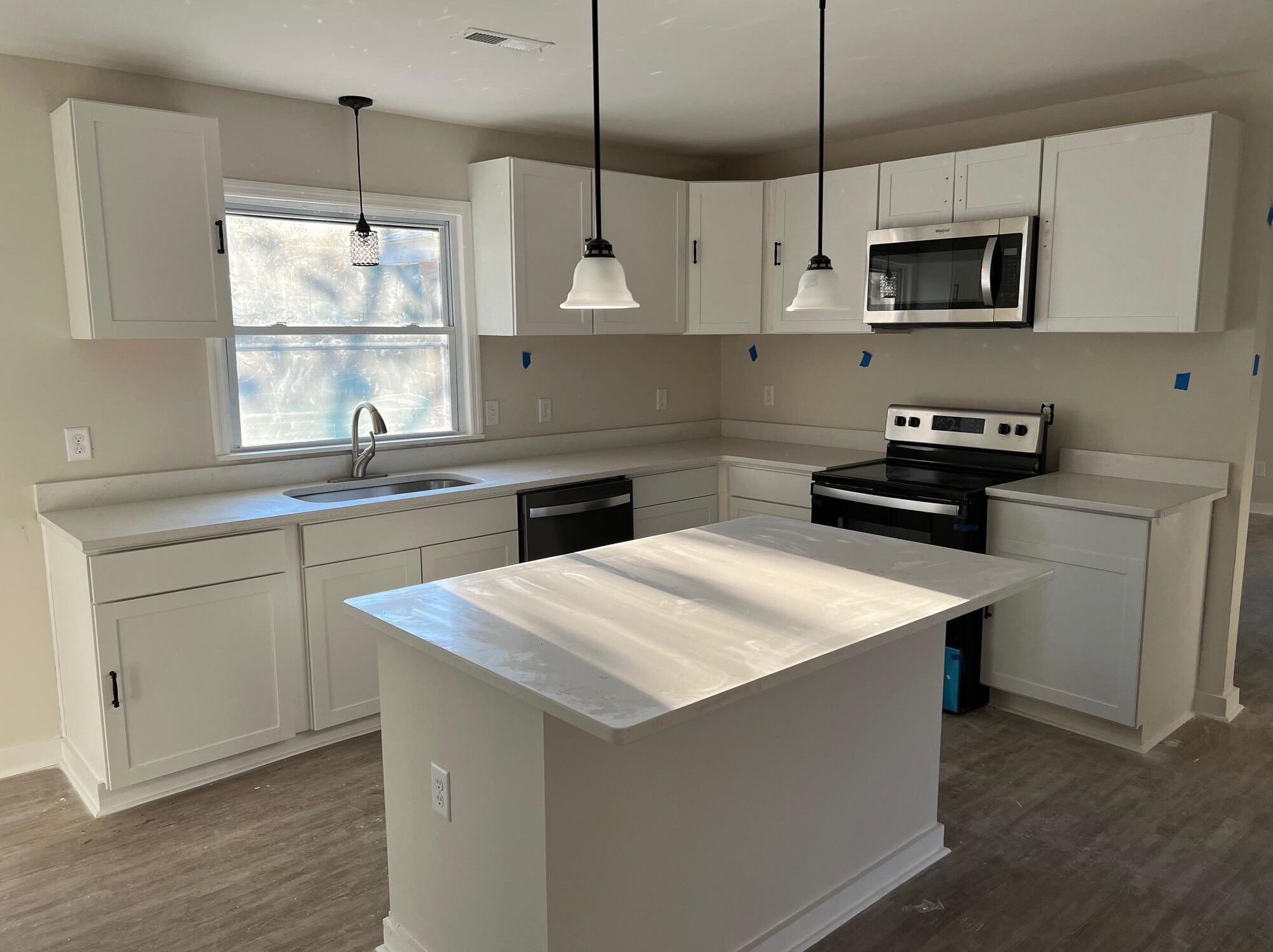 306 Cotie Ln, Moncks Corner SC  29461-7393 exterior