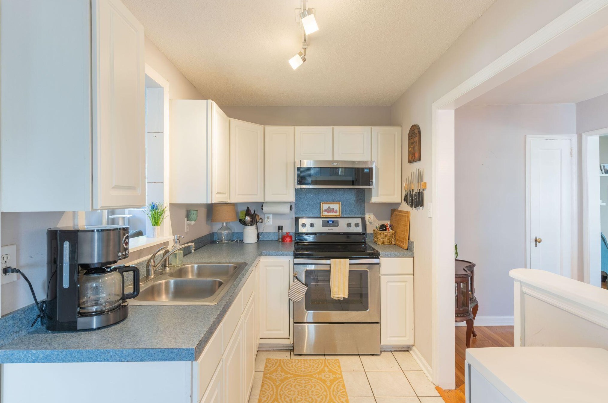 4812 Parkside Dr, Charleston SC exterior