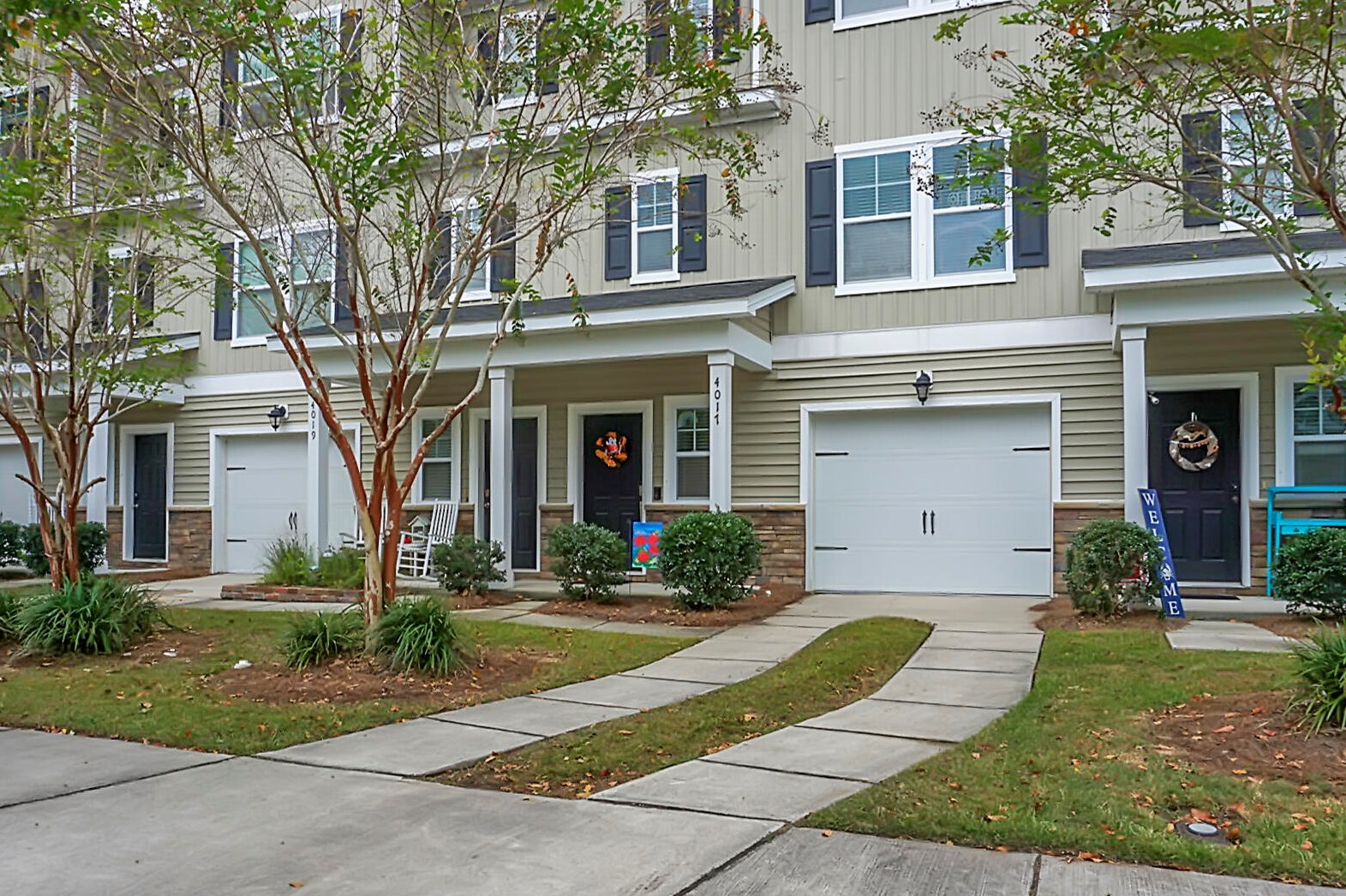 4017 Hartland St, Charleston SC  29414-6094 exterior