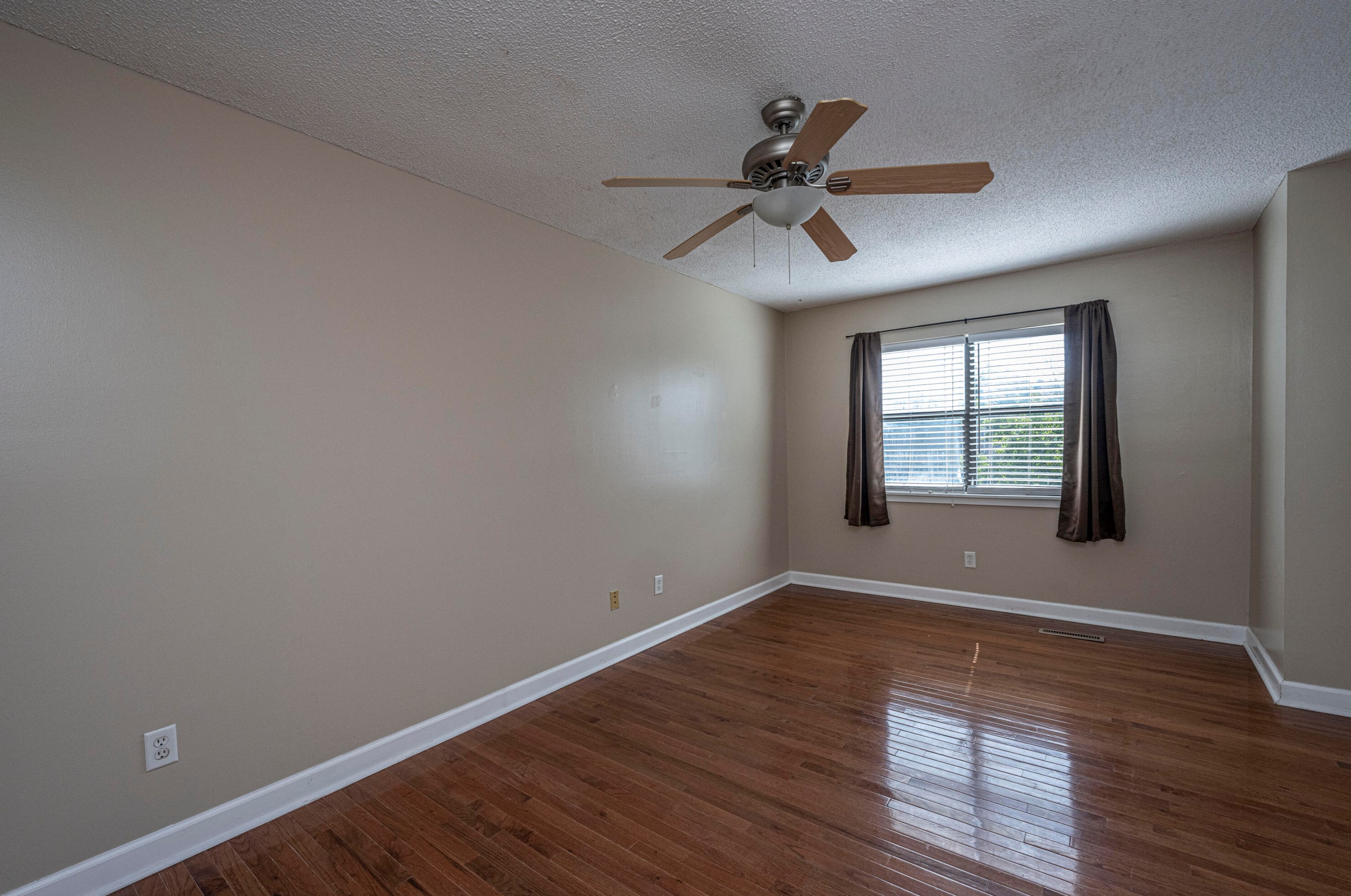 1416 Camp Rd, Charleston SC  29412-3787 exterior
