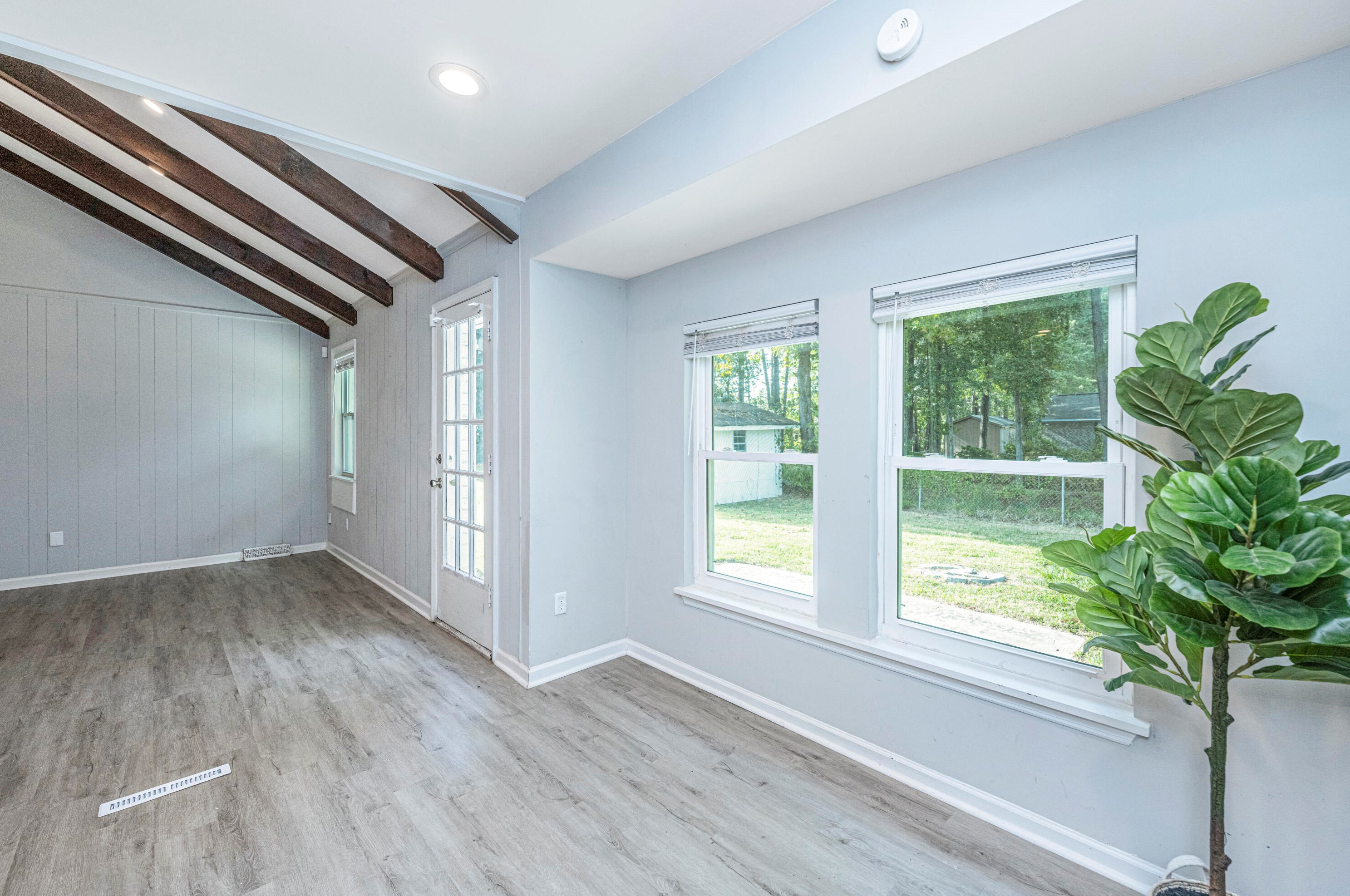 241 Foxborough Rd, Charleston SC  29445-2753 exterior