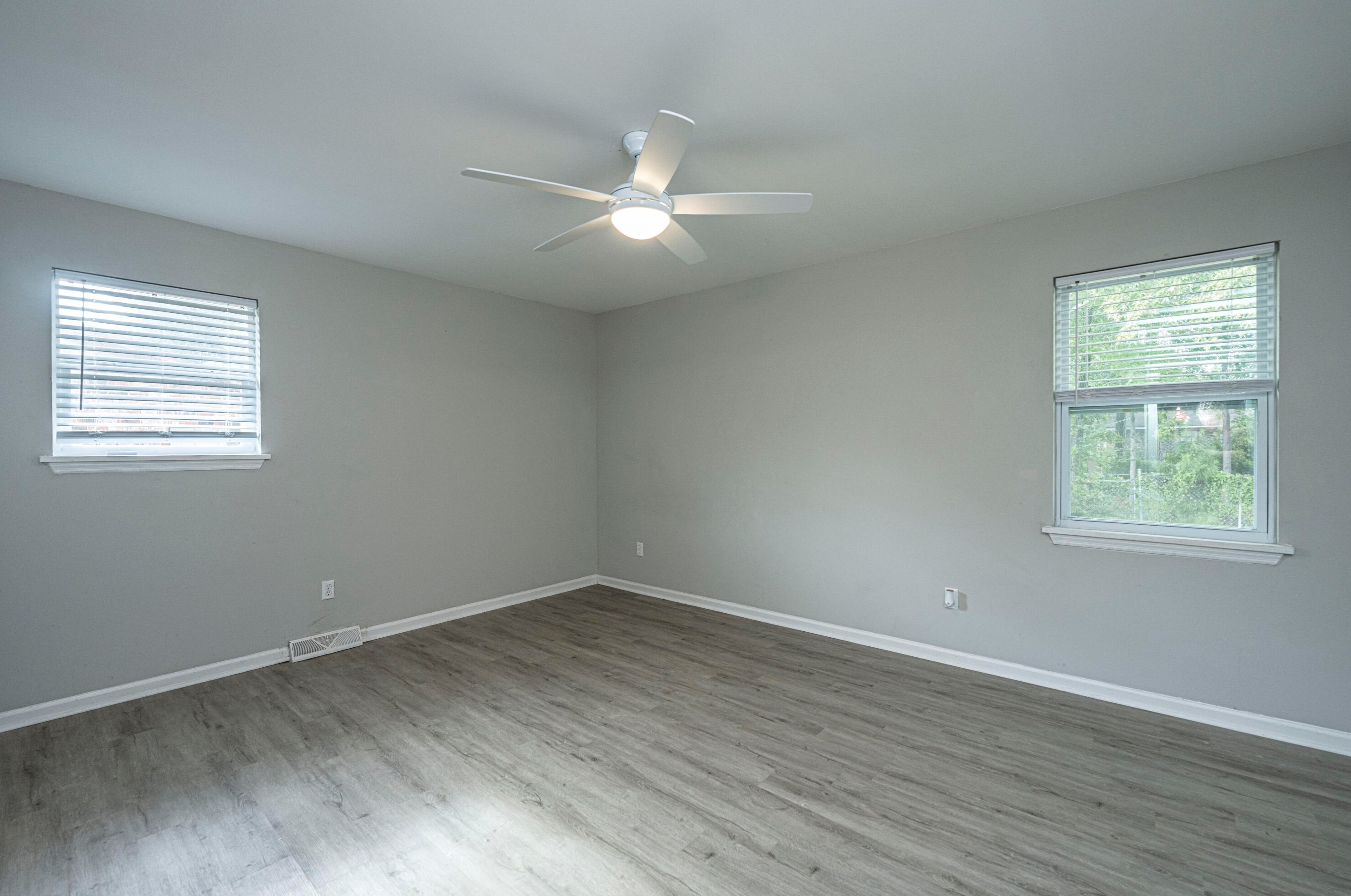 241 Foxborough Rd, Charleston SC  29445-2753 exterior