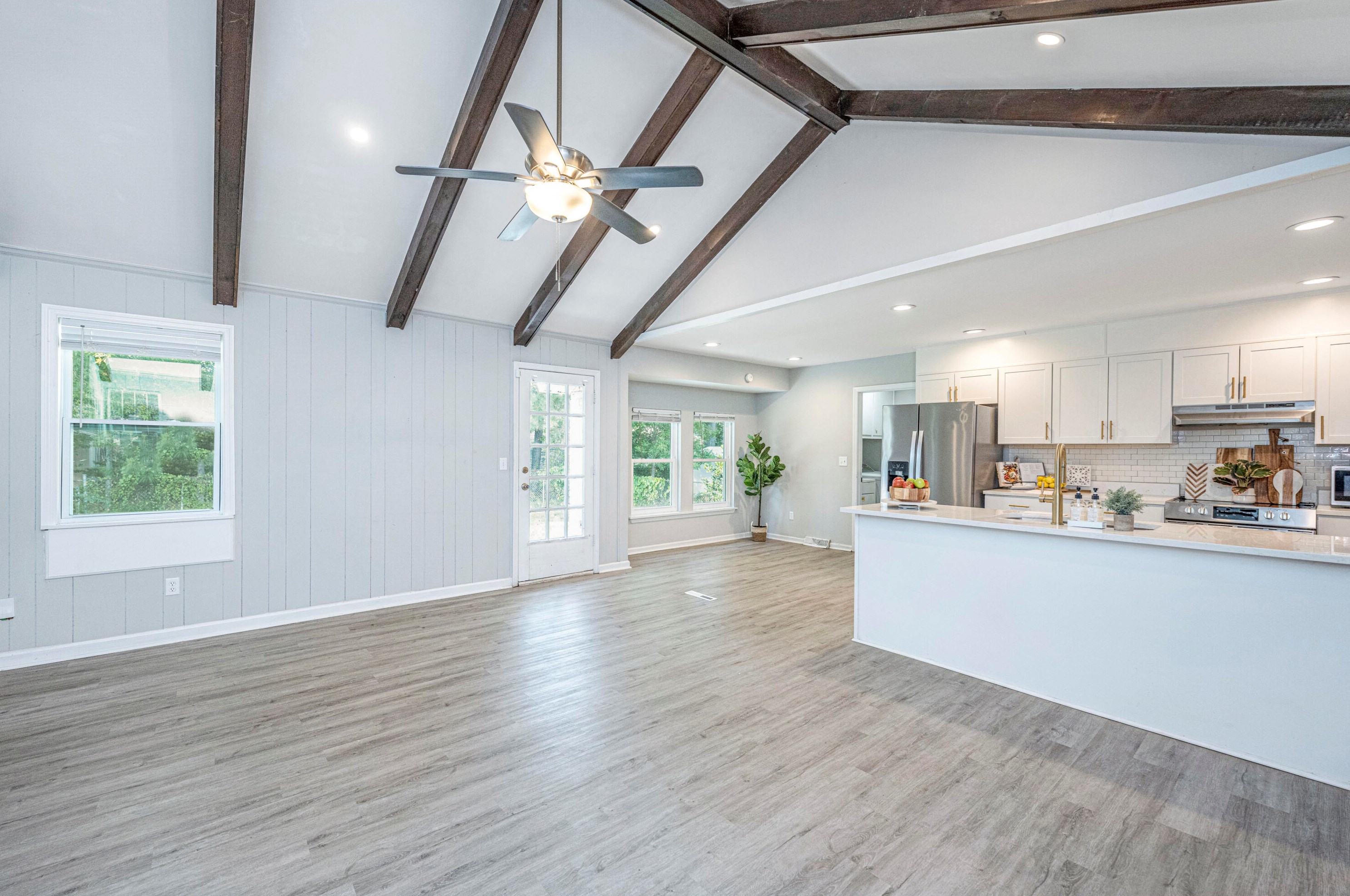 241 Foxborough Rd, Charleston SC  29445-2753 exterior