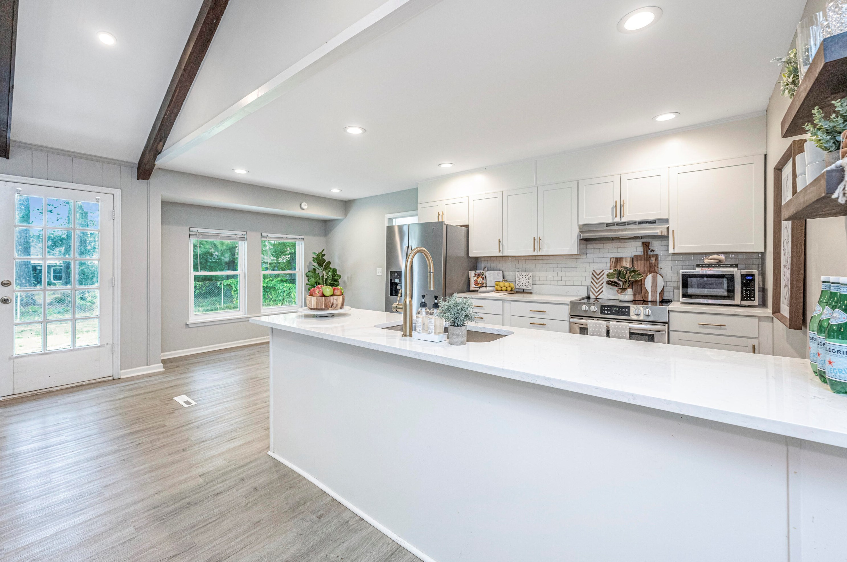 241 Foxborough Rd, Charleston SC  29445-2753 exterior