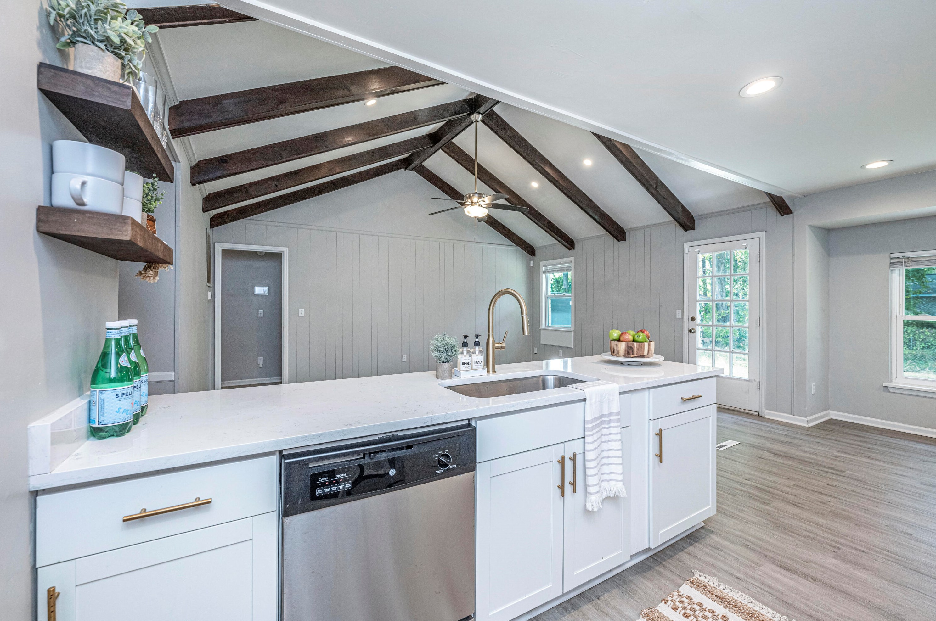 241 Foxborough Rd, Charleston SC  29445-2753 exterior