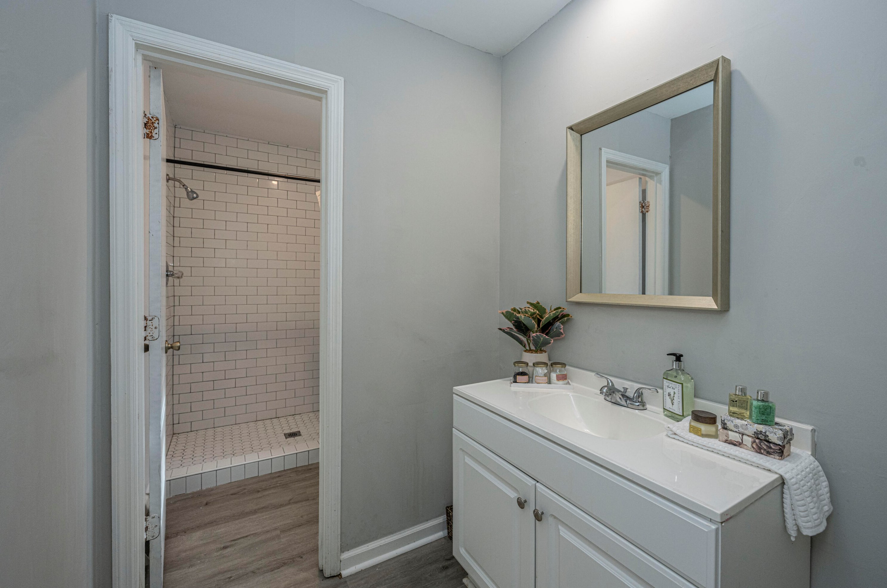 241 Foxborough Rd, Charleston SC  29445-2753 exterior
