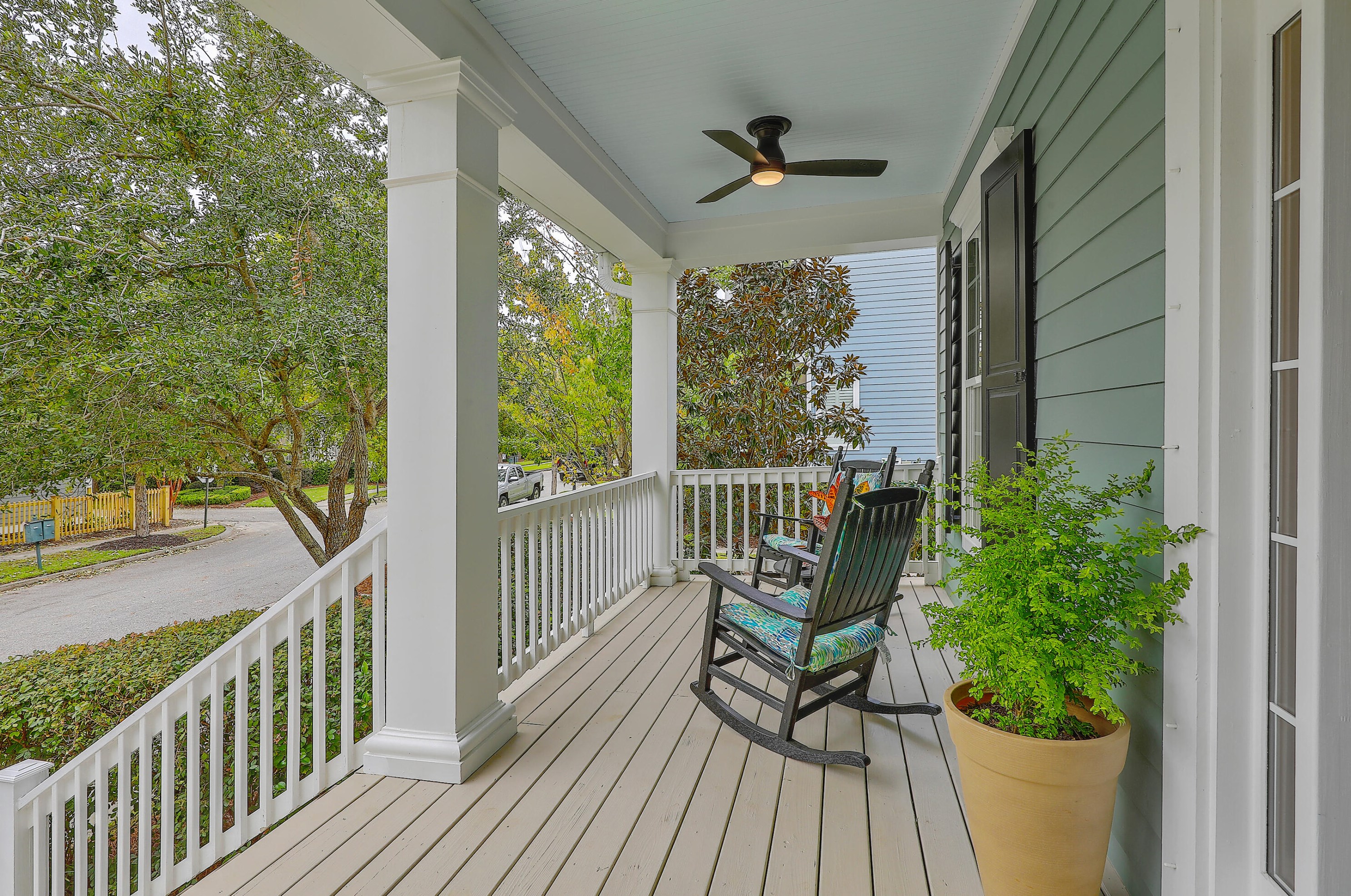 8047 Gibbon St, Charleston SC 29492-8351 exterior